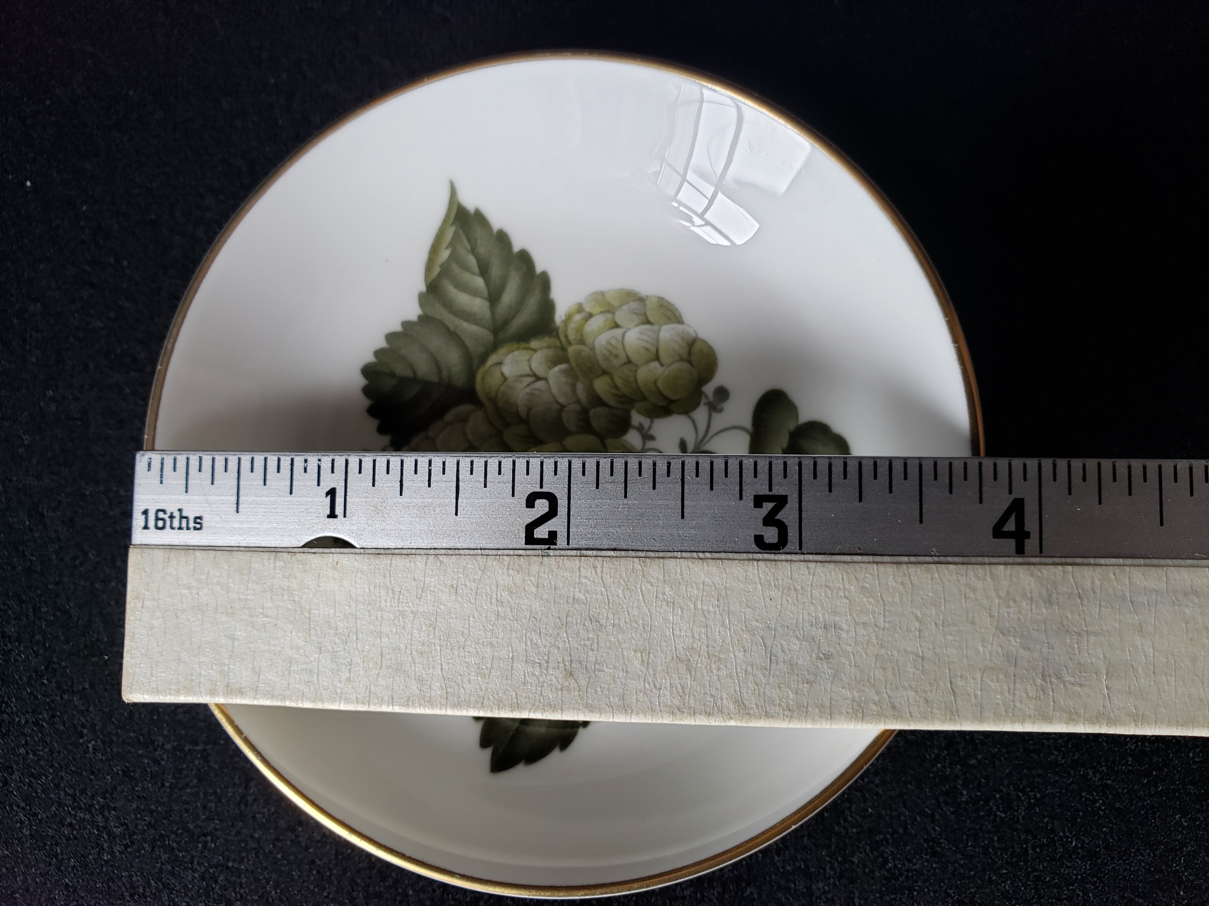 Vintage Royal Worcester Hop Mathon Small Dish 3-7/8" (lot 2089)