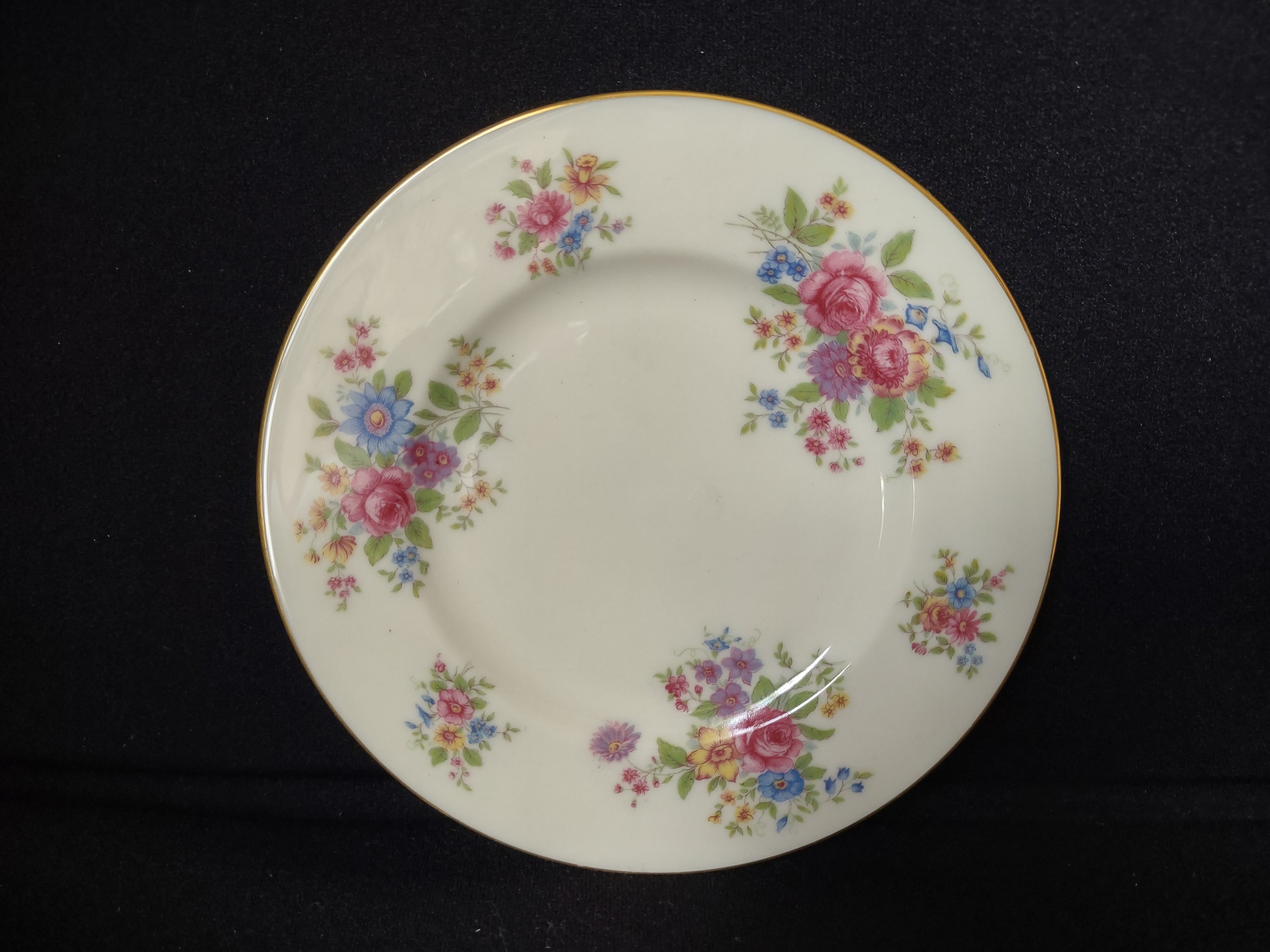 Vintage Lenox L-347 Bread Plate Gold Trim Roses (lot 1817)