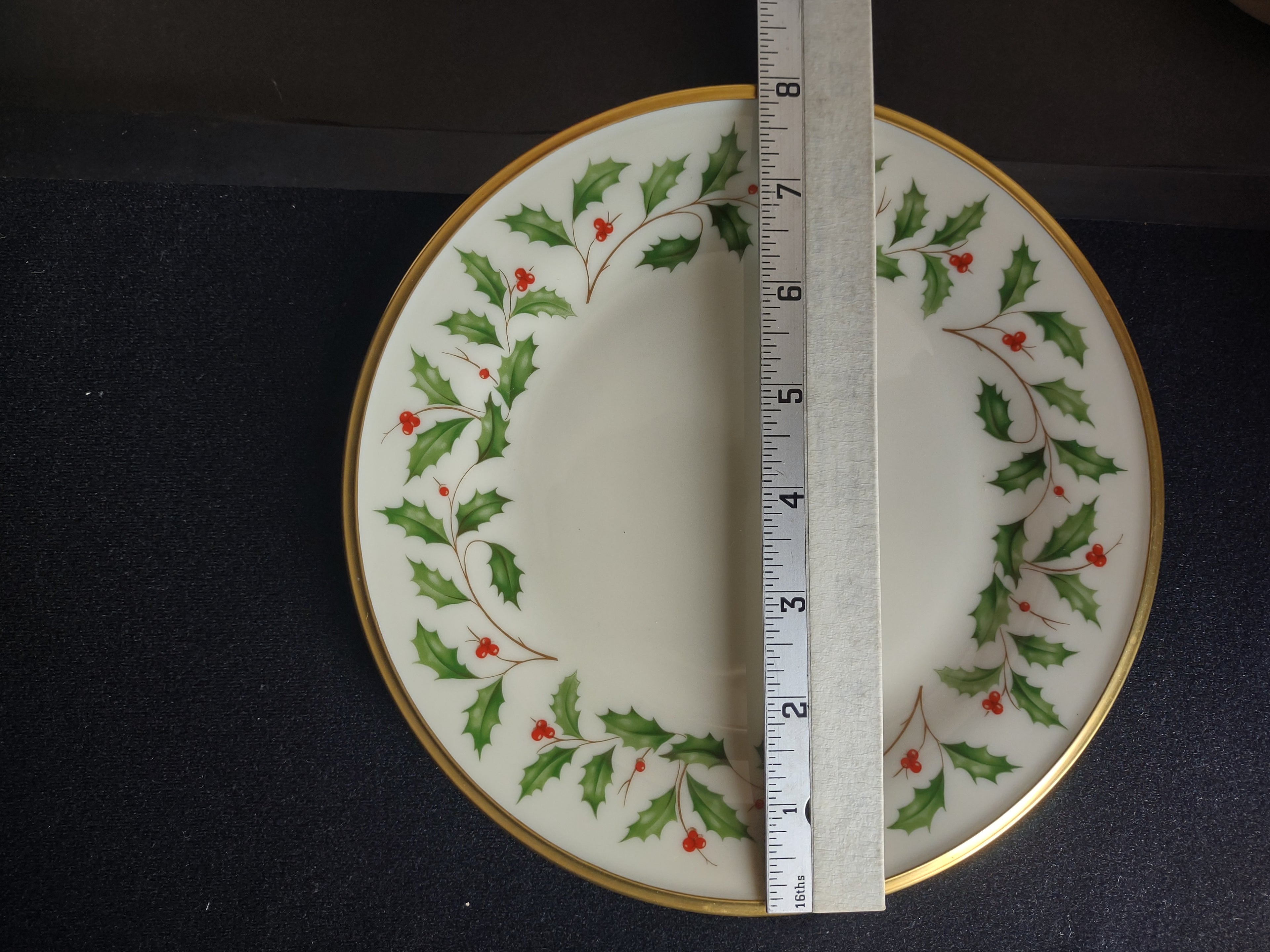 Vintage Lenox Holiday Dimension Collection Salad Plate 8-1/8" (lot 1871)