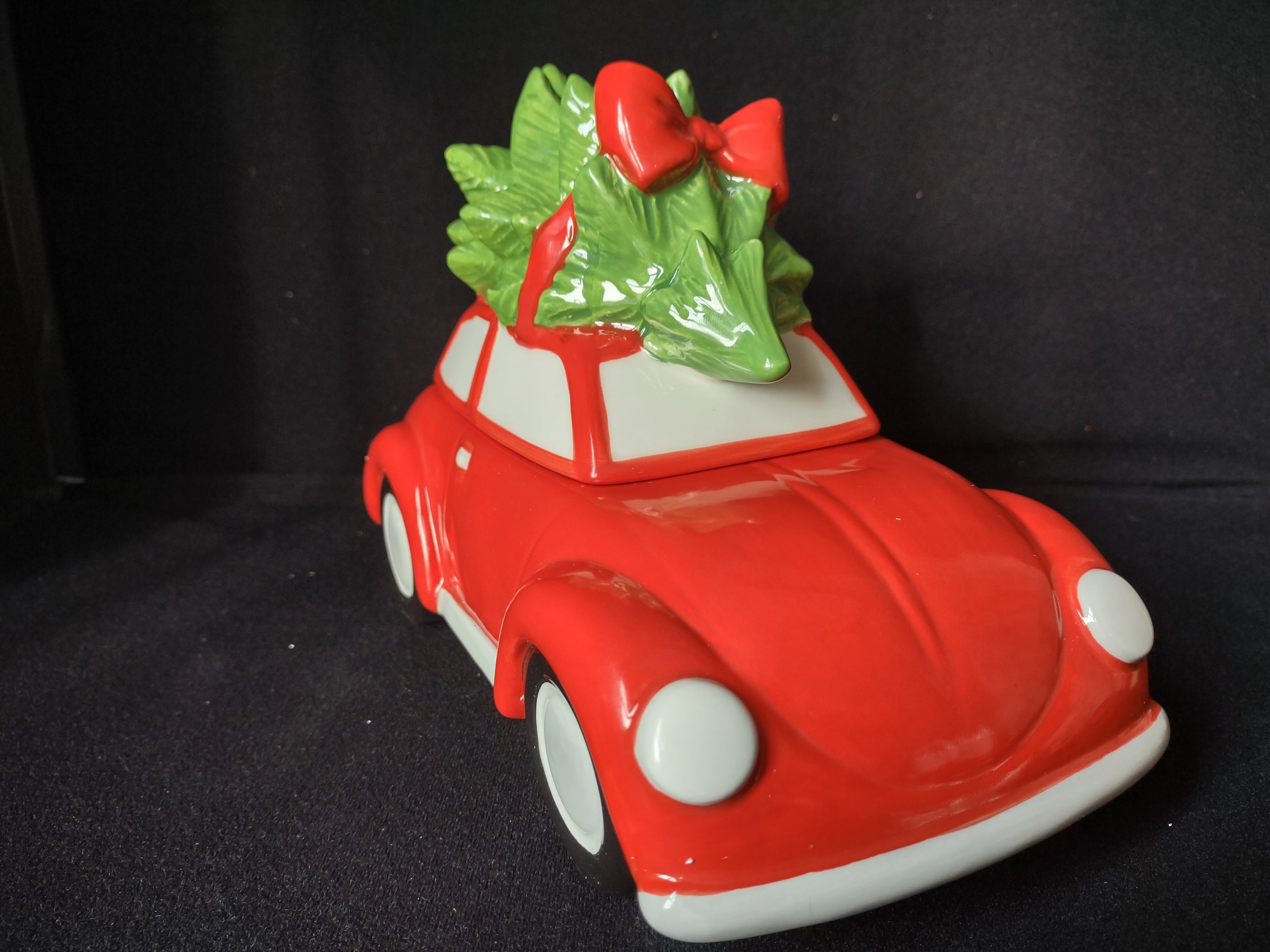 Vintage Christmas Cookie Jar "I'll be Home for Christmas" Red Car (lot 2488c)