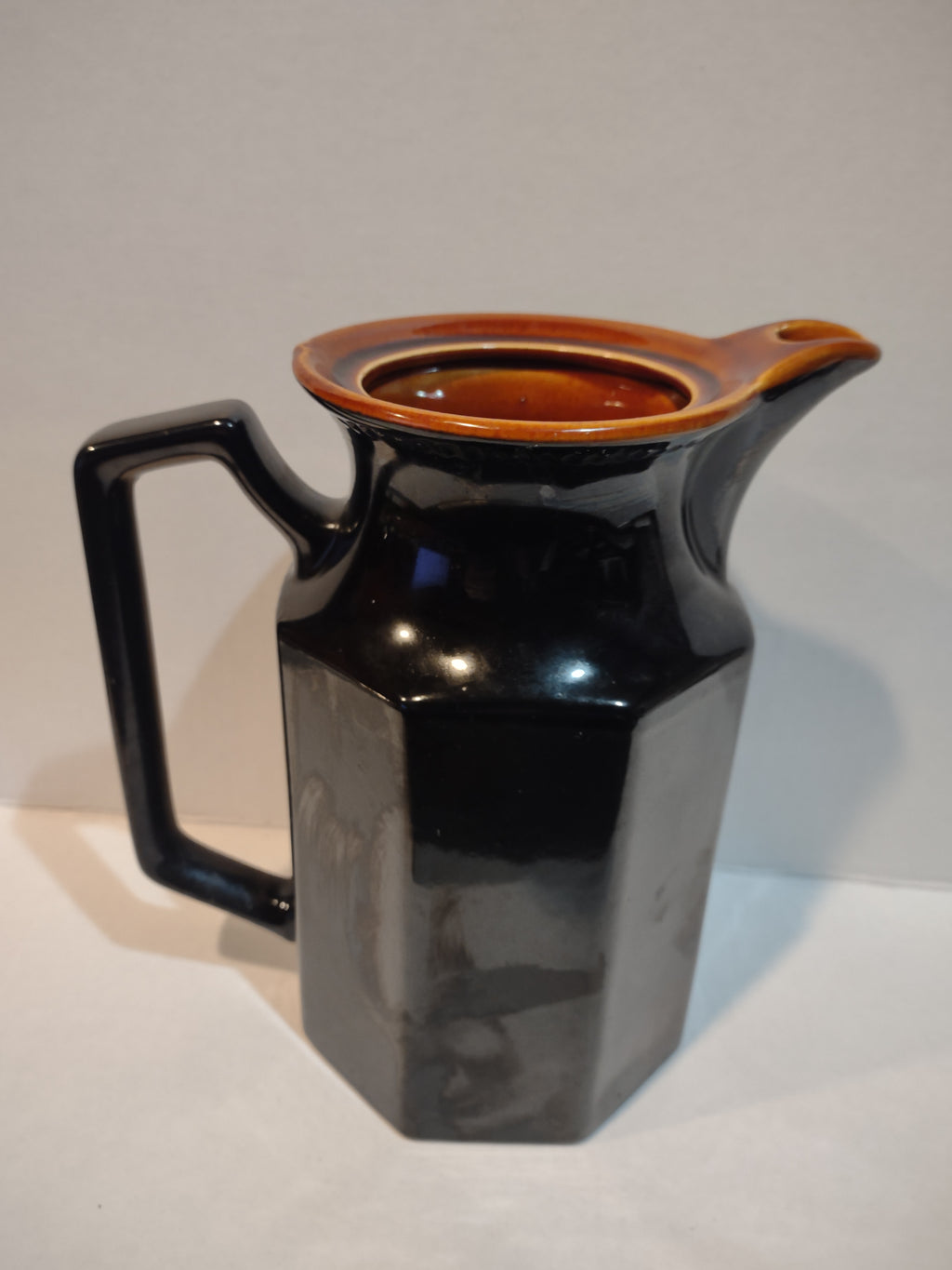 Vintage MCM Ironstone Amber Octagon Pitcher No LID Rustic (lot 5012)