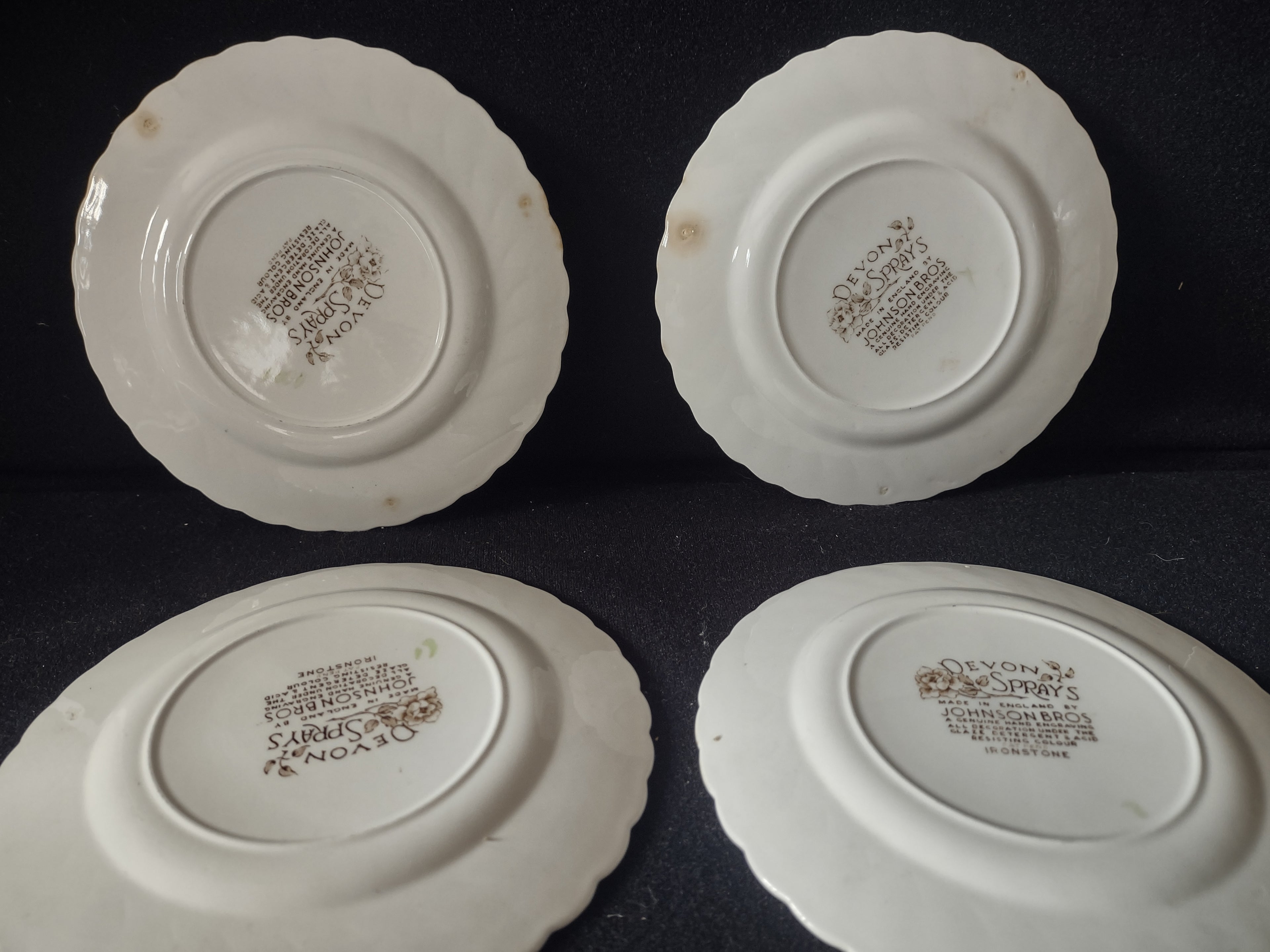 Vintage Johnson England Ironstone Devon Sprays Small 6-1/2" Plate x 4 (lot 5599)