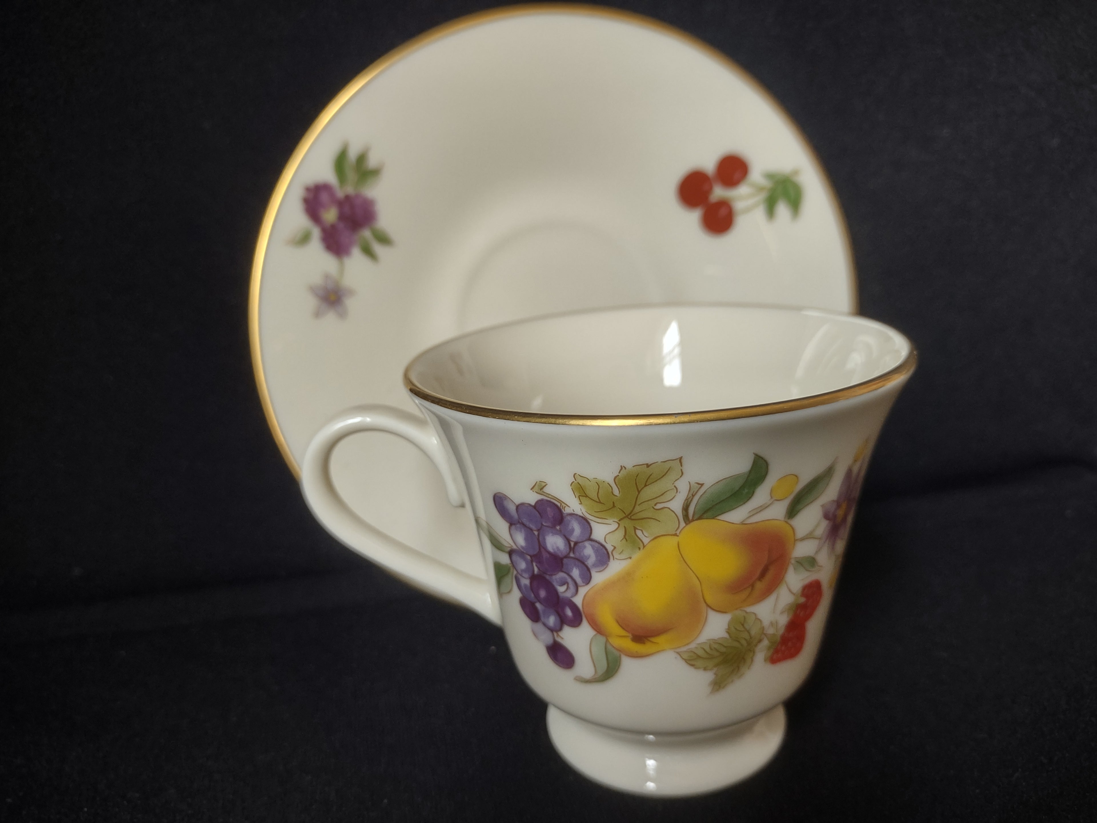 Vintage Lenox Special Fruit Design Tea Cup with Saucer (lot 1848)