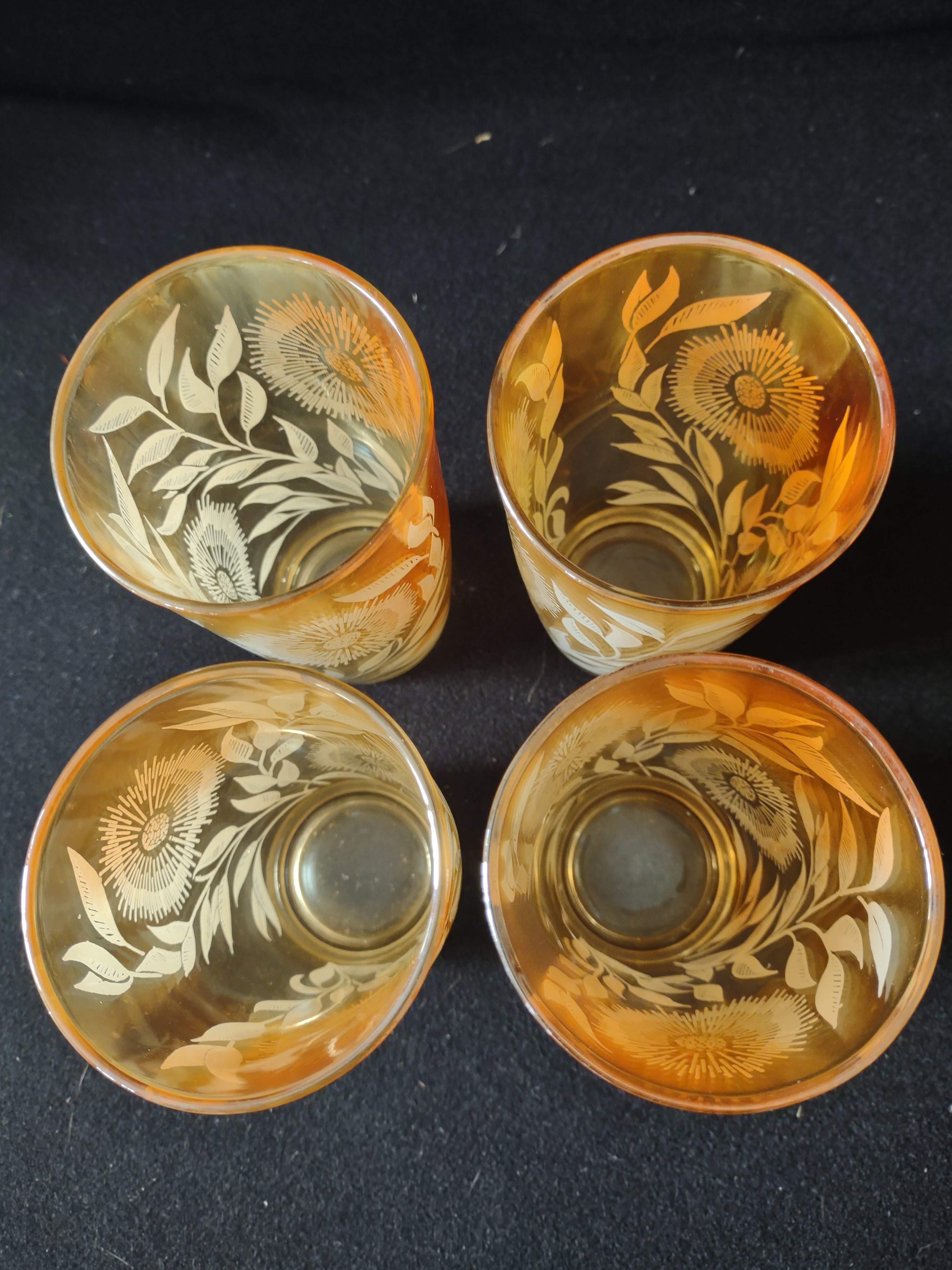 Vintage Jeannette Marigold Carnival Glass Tumblers White Floral x 4 (Lot 5125)