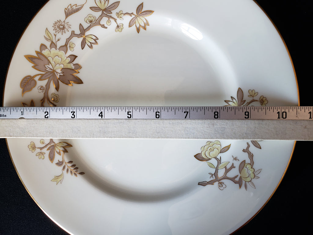 Vintage Royal Worcester Reverie Dinner Plate 10-1/2" (lot 2135)