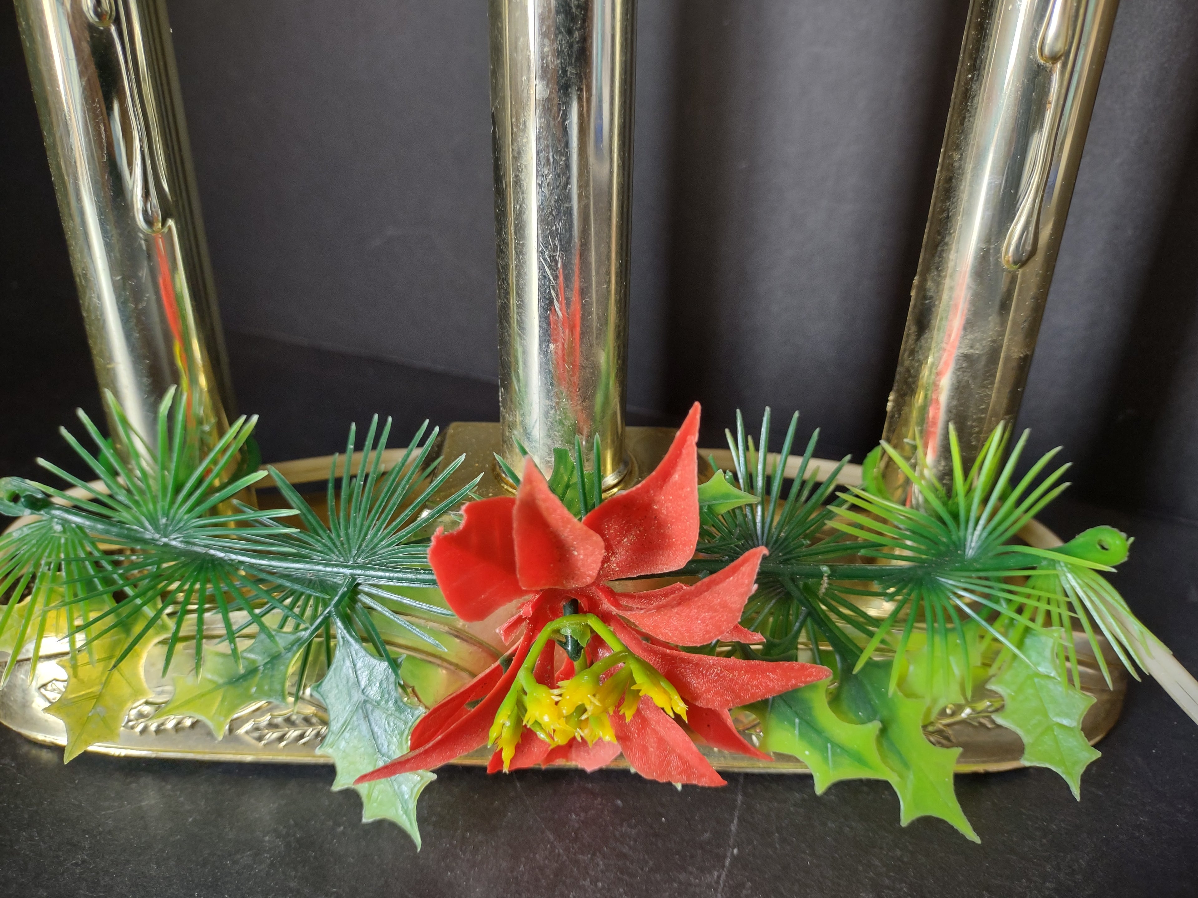 Vintage Candelabra Electric Drip Candle Christmas Golden 3 Lights (lot 2344)