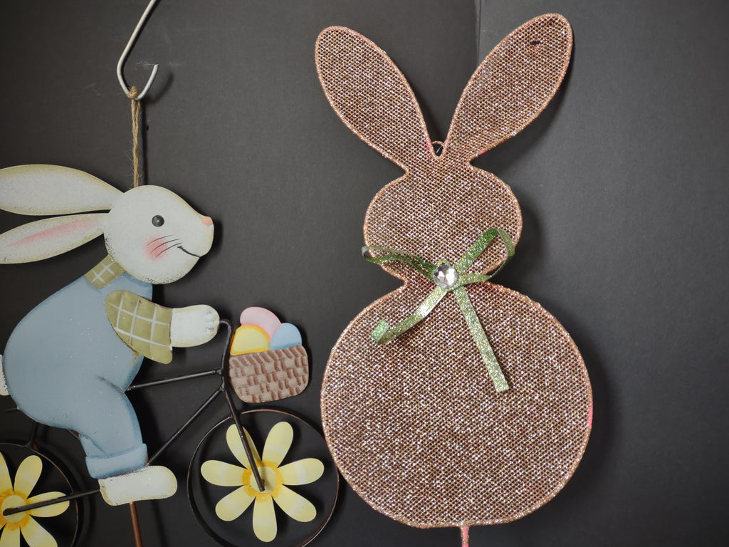 Easte Bunnie Yard Decor Bicycle Set of 4 (lot 1402)