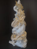 Christmas Tree Tabletop Mesh Ribbon White Gold 24" (lot 1395)