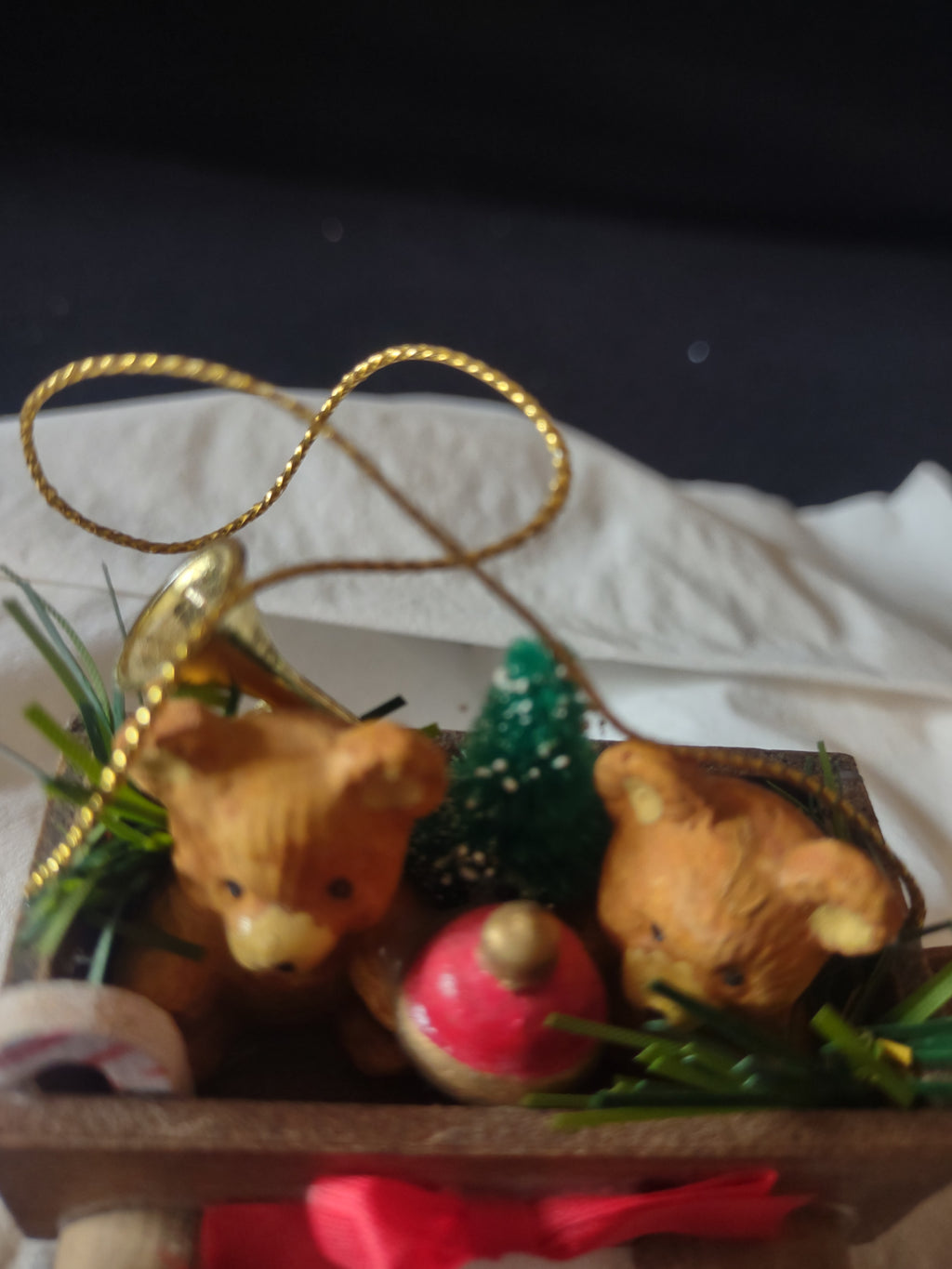 Vintage Christmas Country Cousin Around World Teddy Bears Wooden Wagon (Lot 4679