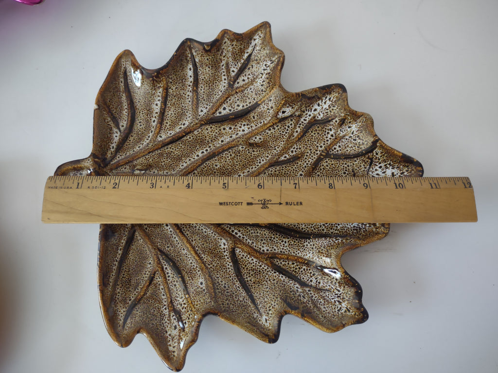 Halloween Fall Pumpkin Leaf Purple Brown Ceramic Decor Plate (lot 1188)