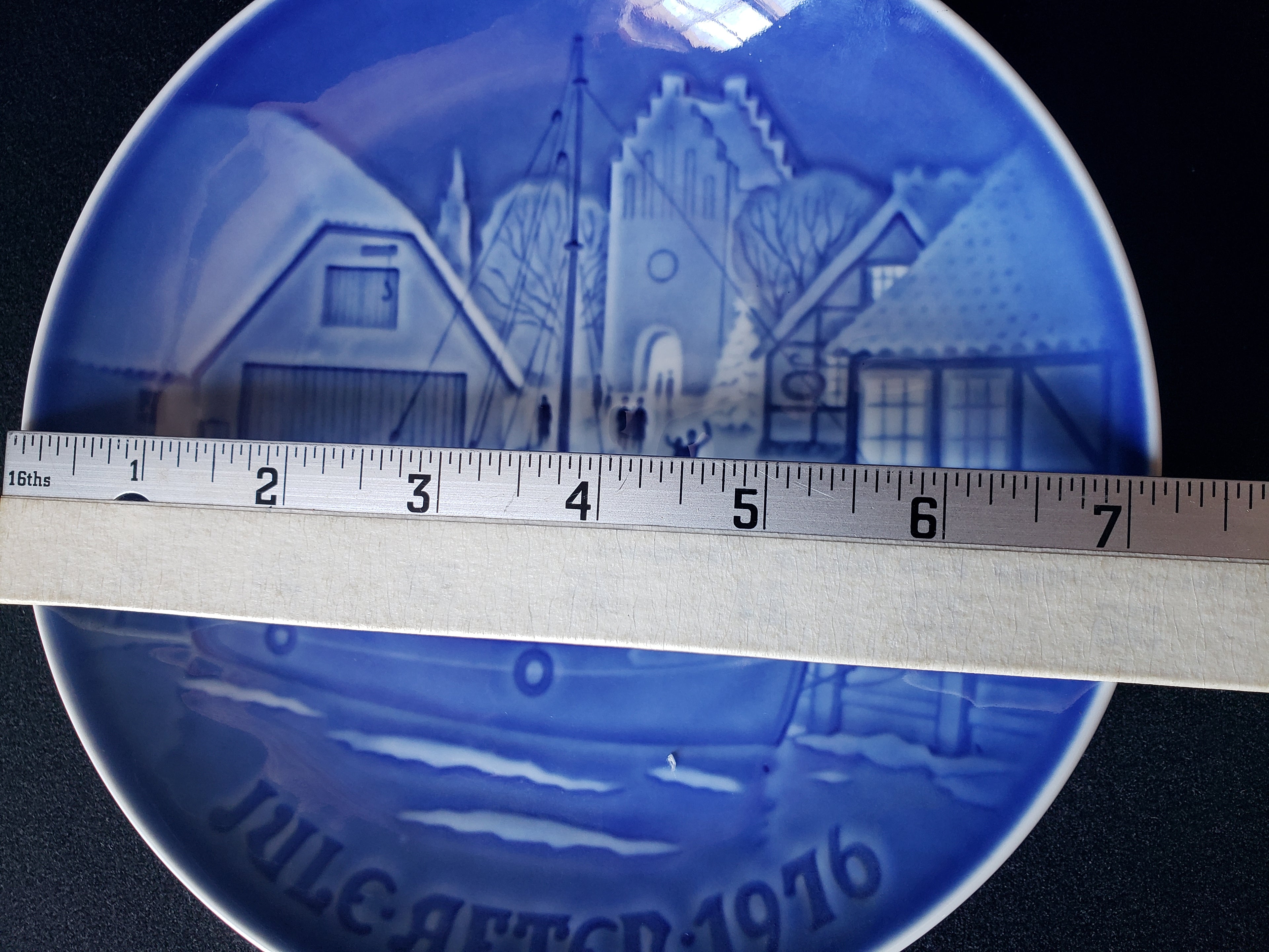 B & G Copenhagen Porcelain Wall Plate Christmas Welcome (lot 2193)