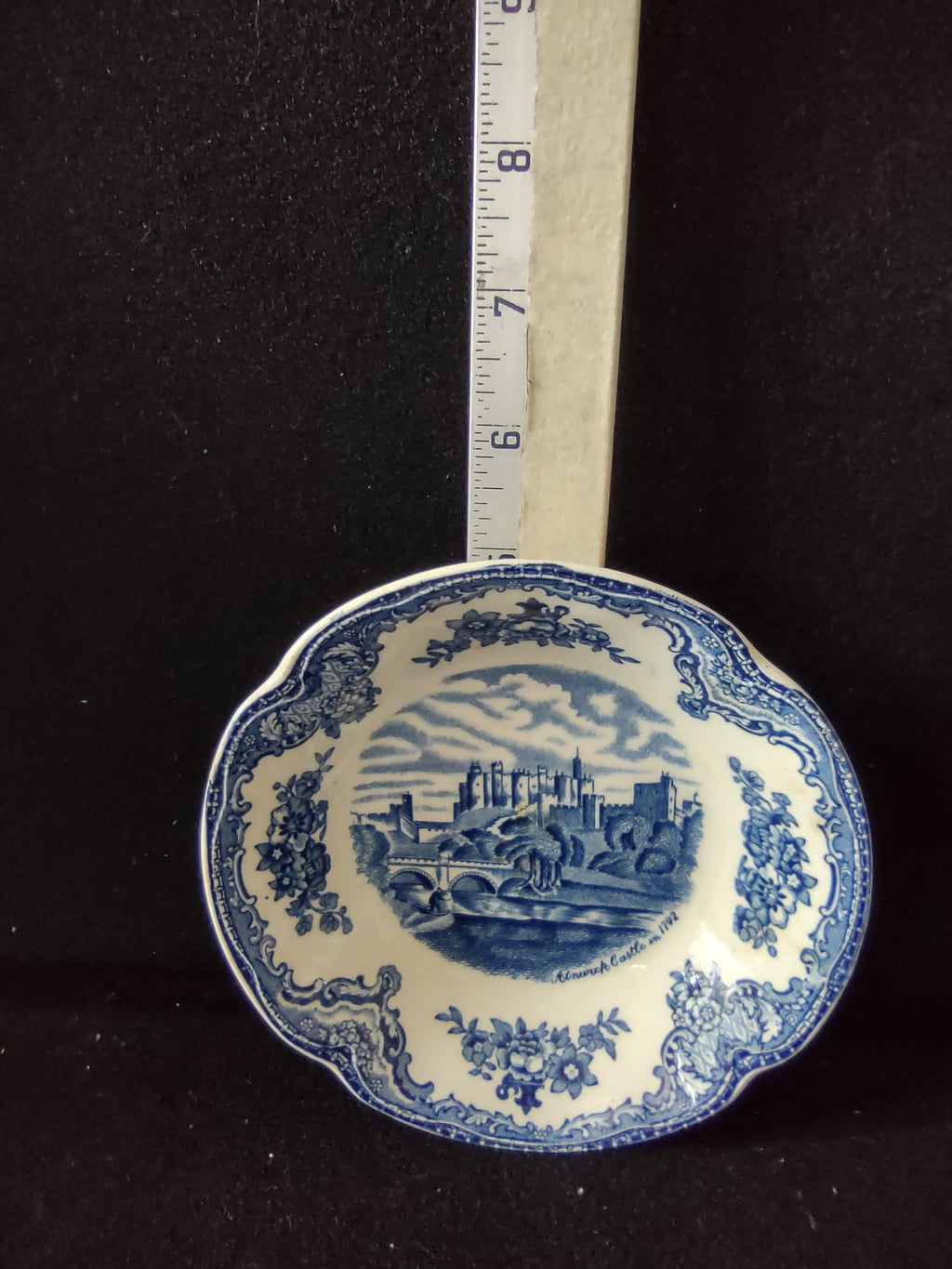 Vintage Johnson Brothers Fruit Dessert Bowl Old Britain Castles Blue (Lot 5594)