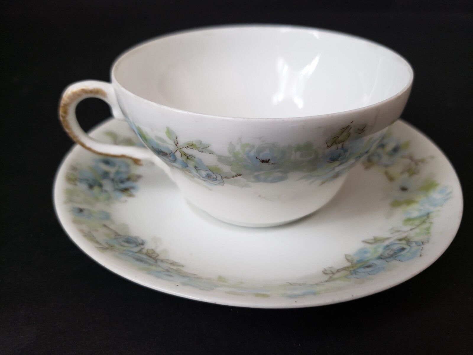 Haviland Limoges France Teacup & Saucer Blue Rose IMPERFECT (lot 618)