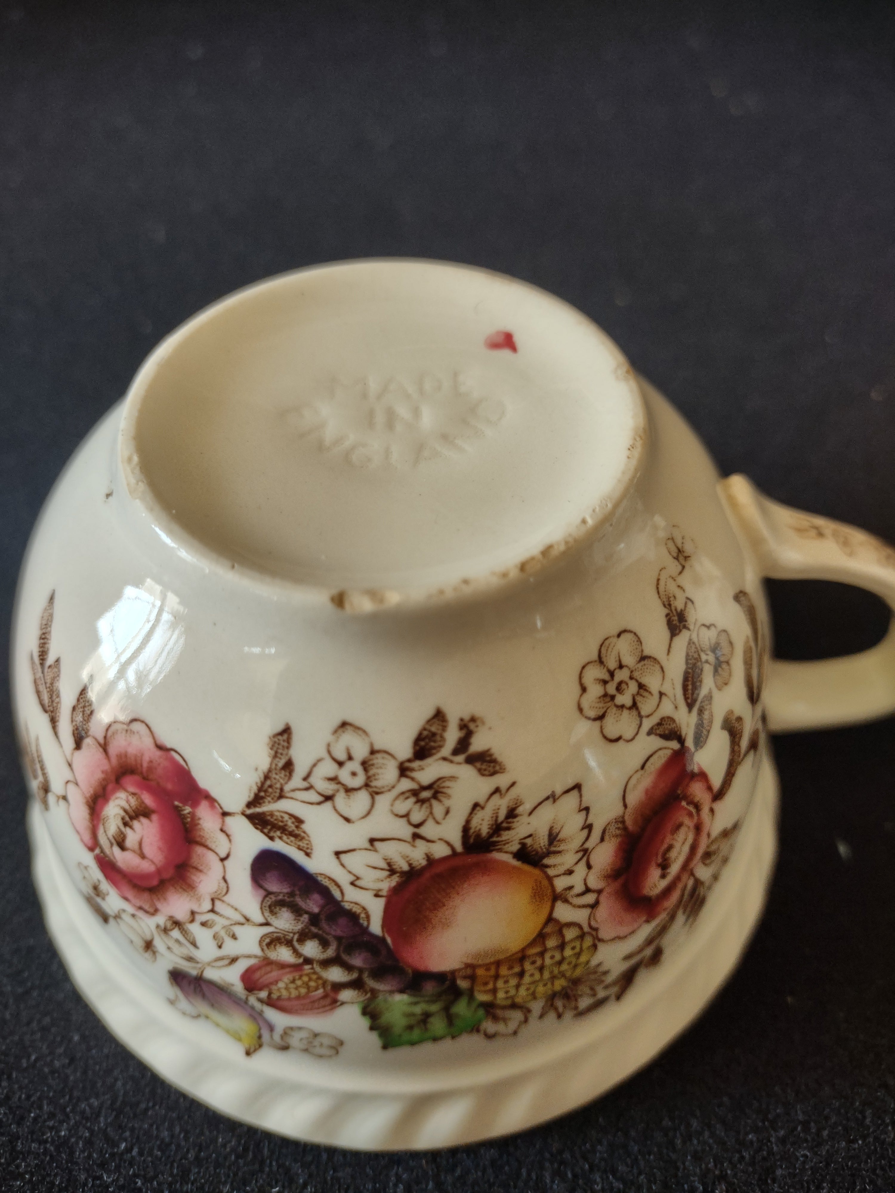 Vintage Johnson Bros Pomona Ironstone England Teacup x 2 (lot 5617)