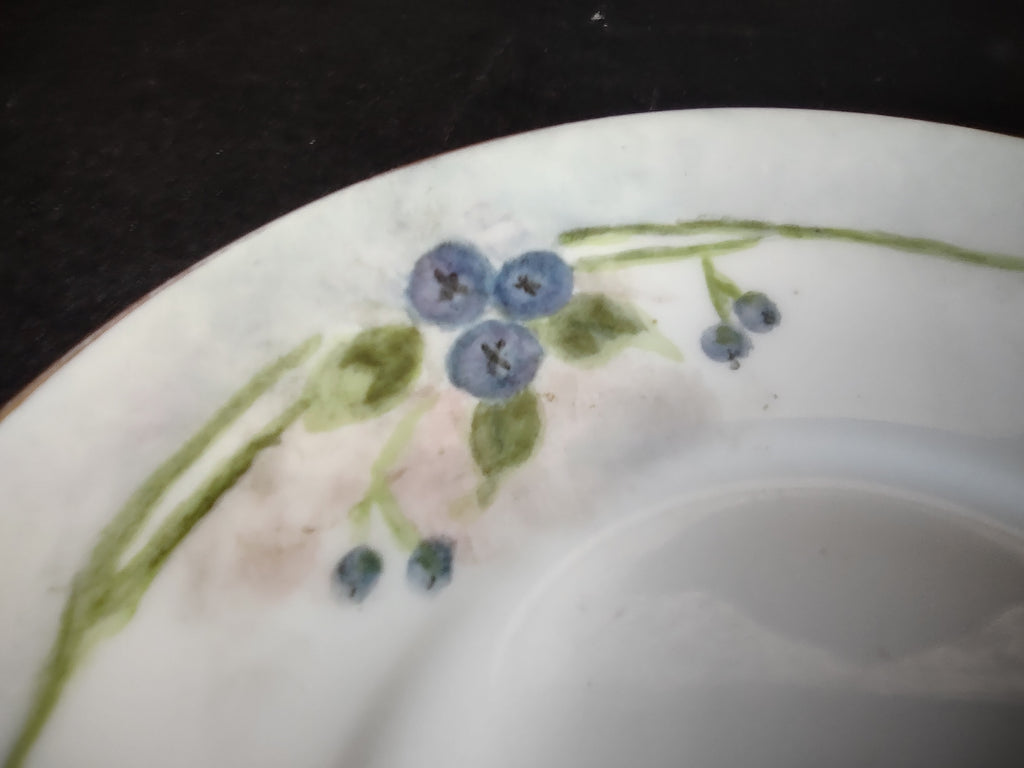 TV Limoges French Cottage Shabby Chic Small Plate 5-1/4" Blue Berries (lot 1121)