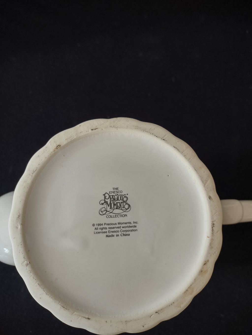 Vintage Precious Moments Happy Holly Days Christmas Teapot (Lot 4043)