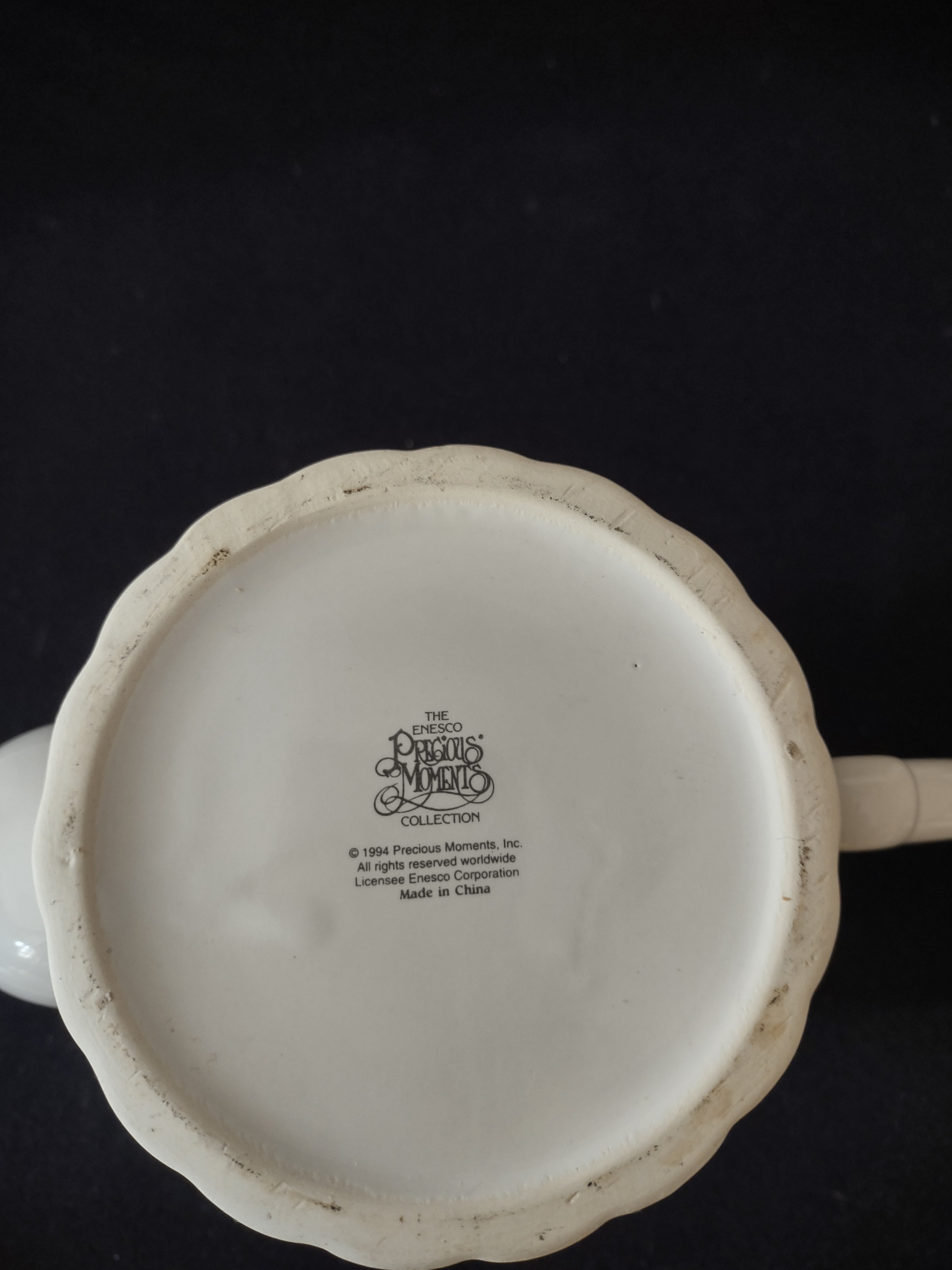 Vintage Precious Moments Happy Holly Days Christmas Teapot (Lot 4043)