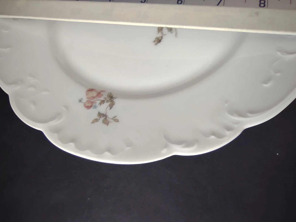 Antique French Cottage Haviland Limoges Red Rose Dinner Plate 9-1/2" (lot 956)