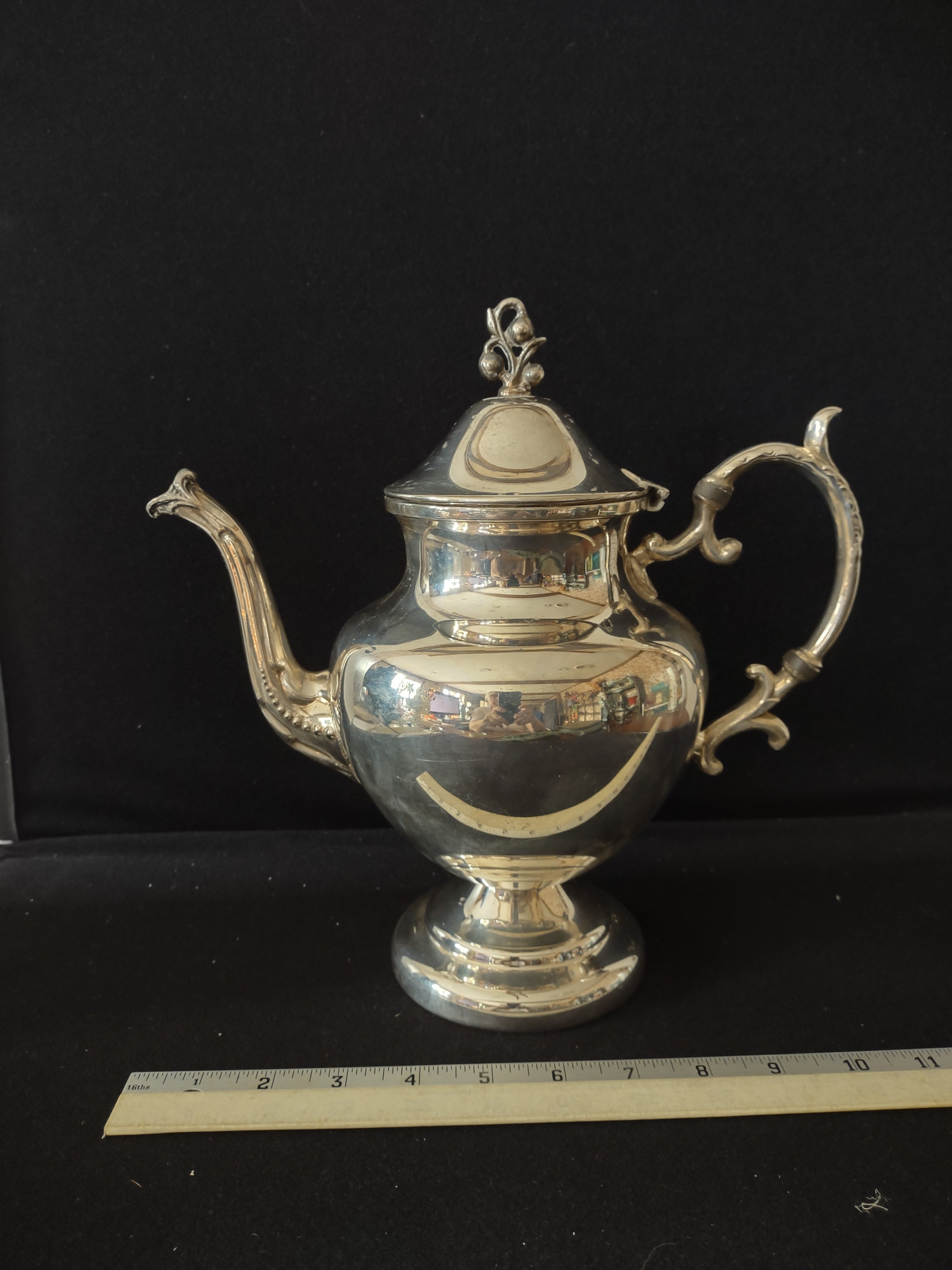 Silver-Plated Pedestal Scrolled Vintage Leaf Finial Teapot Birmingham Lot3347