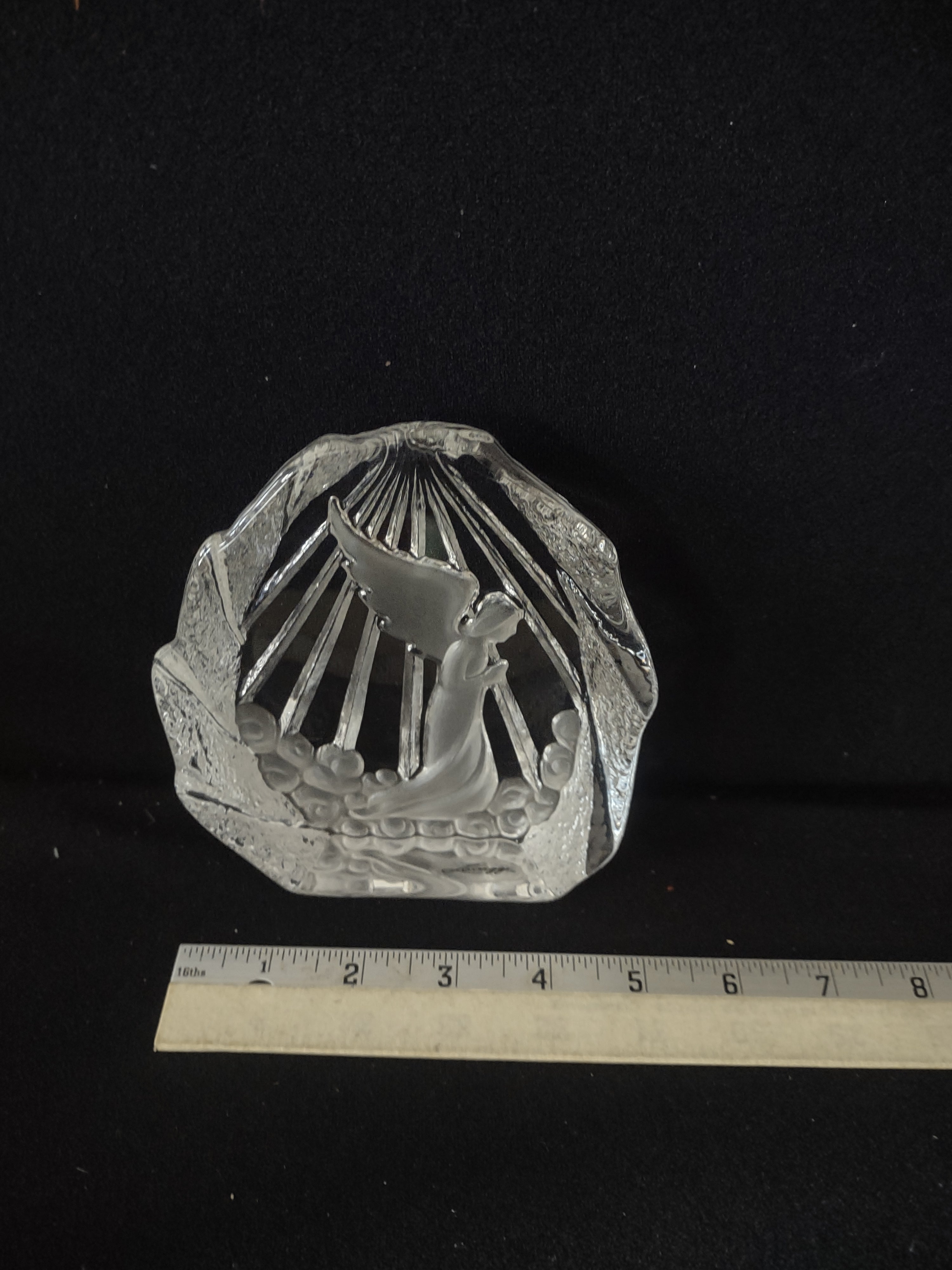 Lavaggi Glass Prism Angel Paperweight Figurine (Lot 3579)