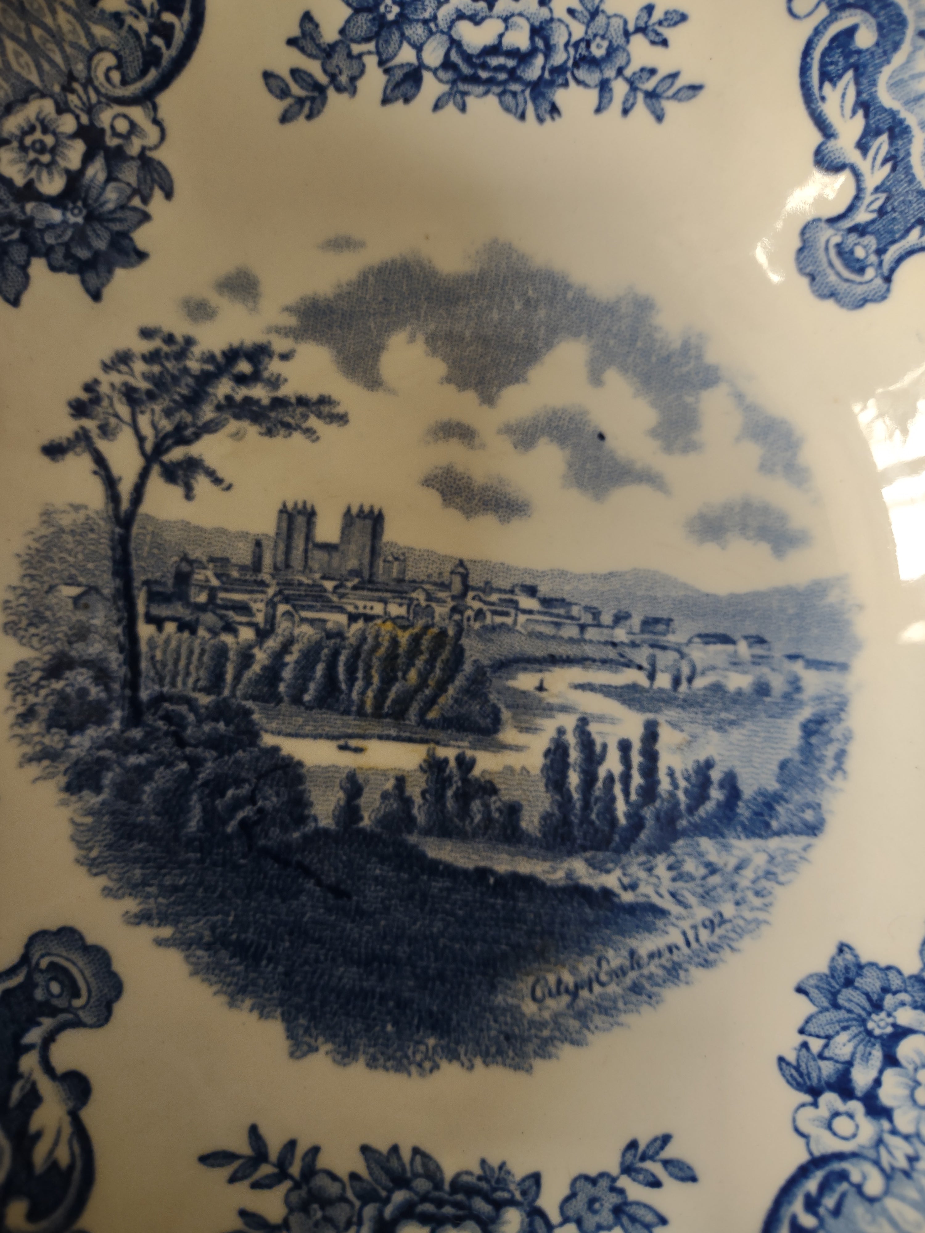 Vintage Johnson Brothers Fruit Dessert Bowl Old Britain Castles Blue (Lot 5590)