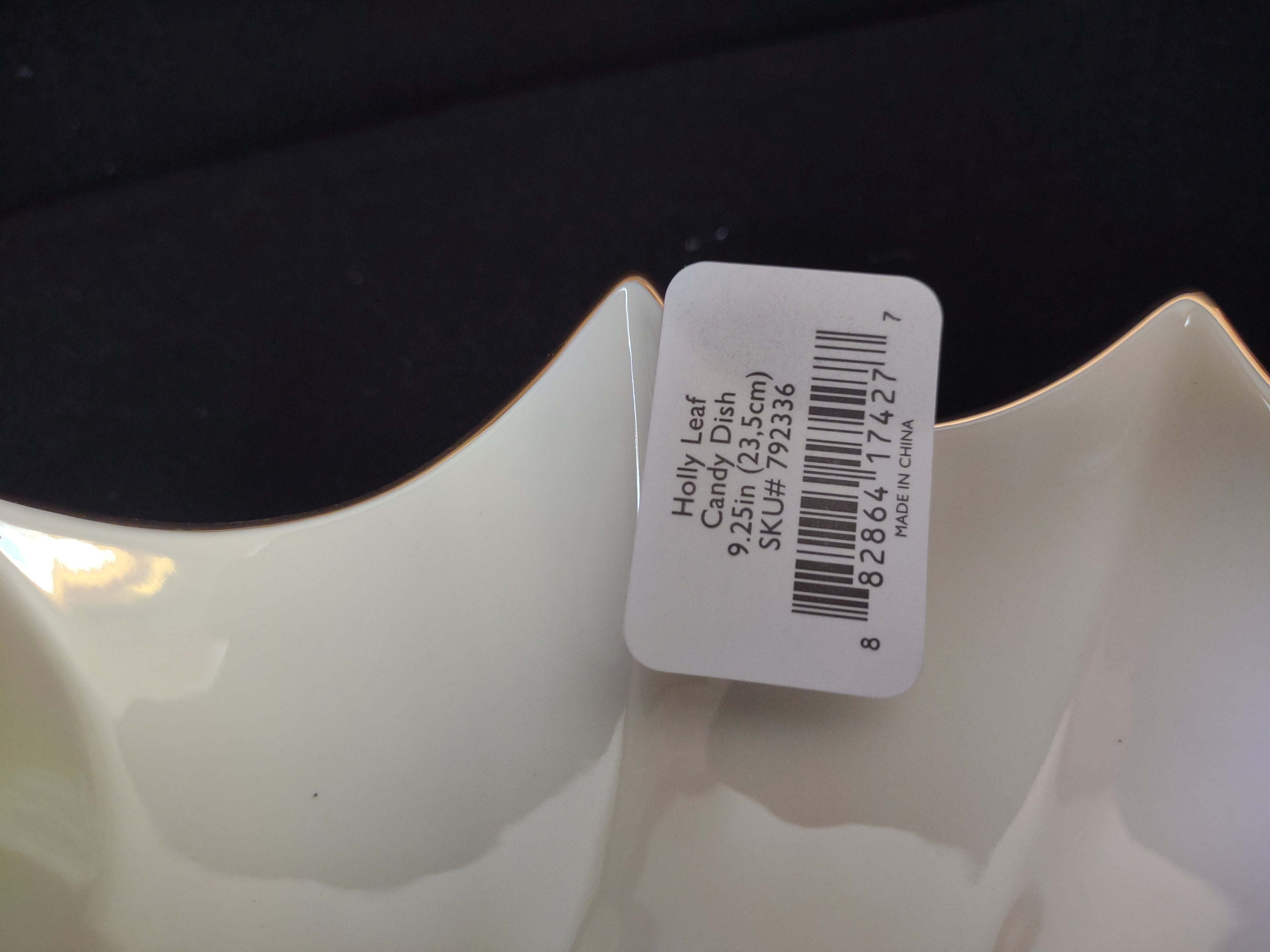 Lenox Christmas Holly Leaf Candy Dish (lot 1668)