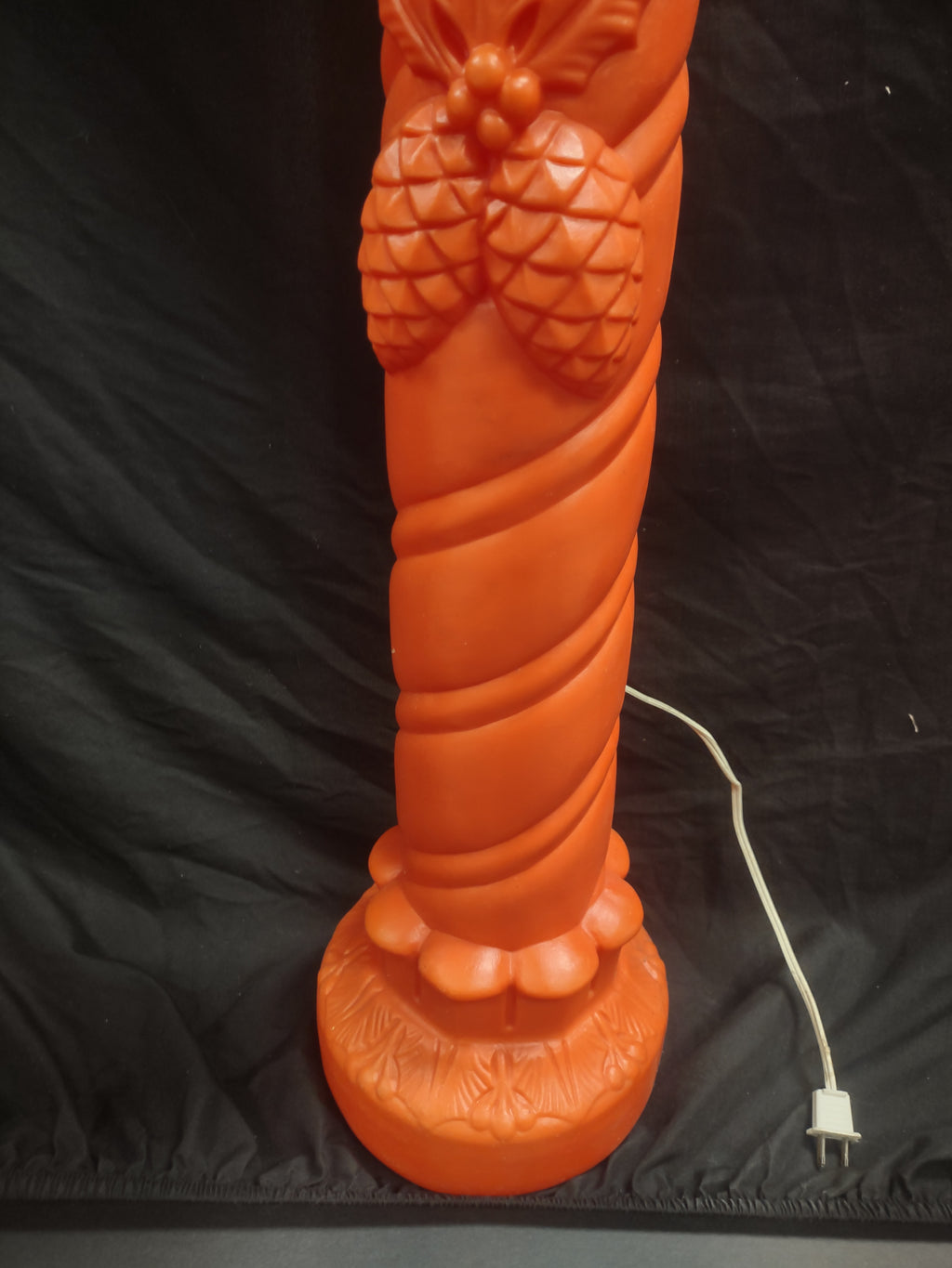 Vintage Christmas Blow Mold Candle Pine Cones Light Up 36" (lot 2320)