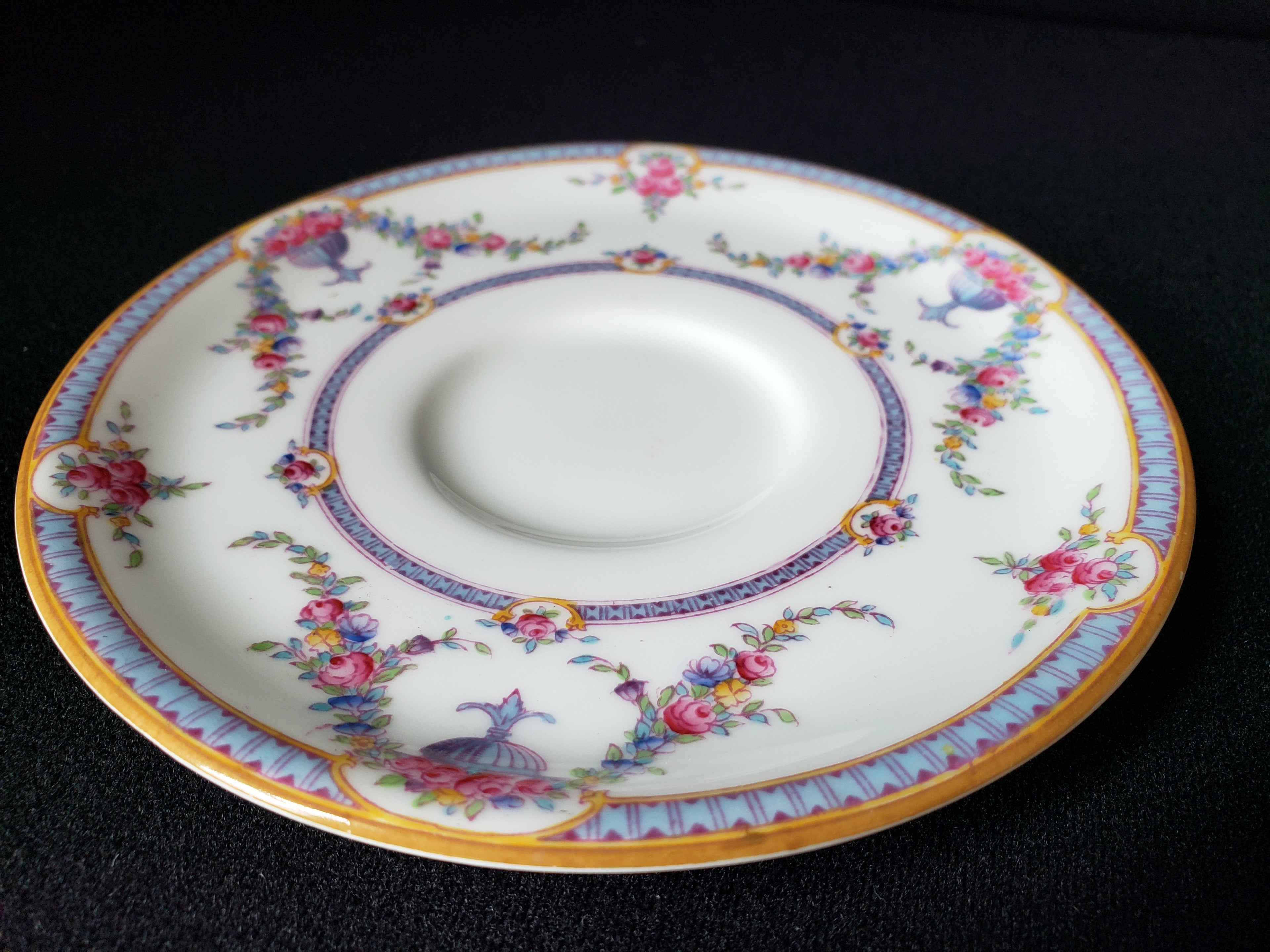 Vintage Royal Worcester Rosemary Saucer ONLY 5-7/8" (lot 2090)
