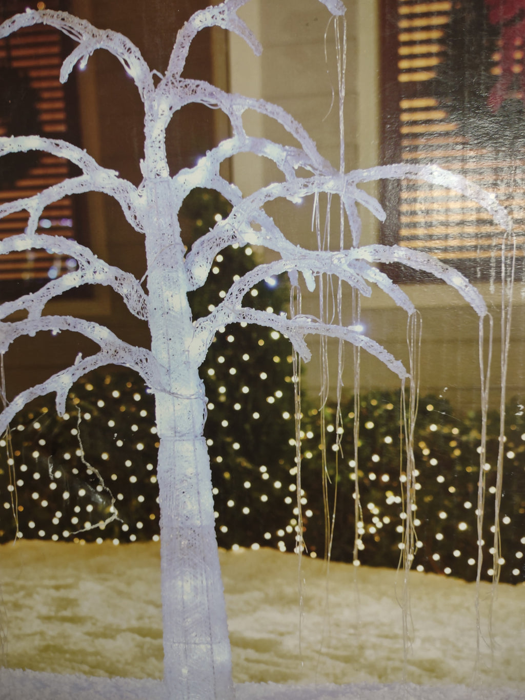 Christmas 59" Twinkling Willow Tree Indoor Outdoor (lot 2338)