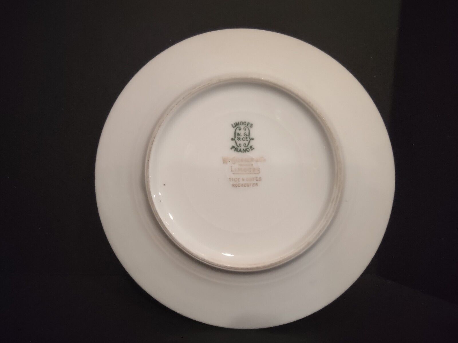 Wm Guerin France Limoges Bread/Butter Plate 6-1/4" Gold Trim (lot 685)