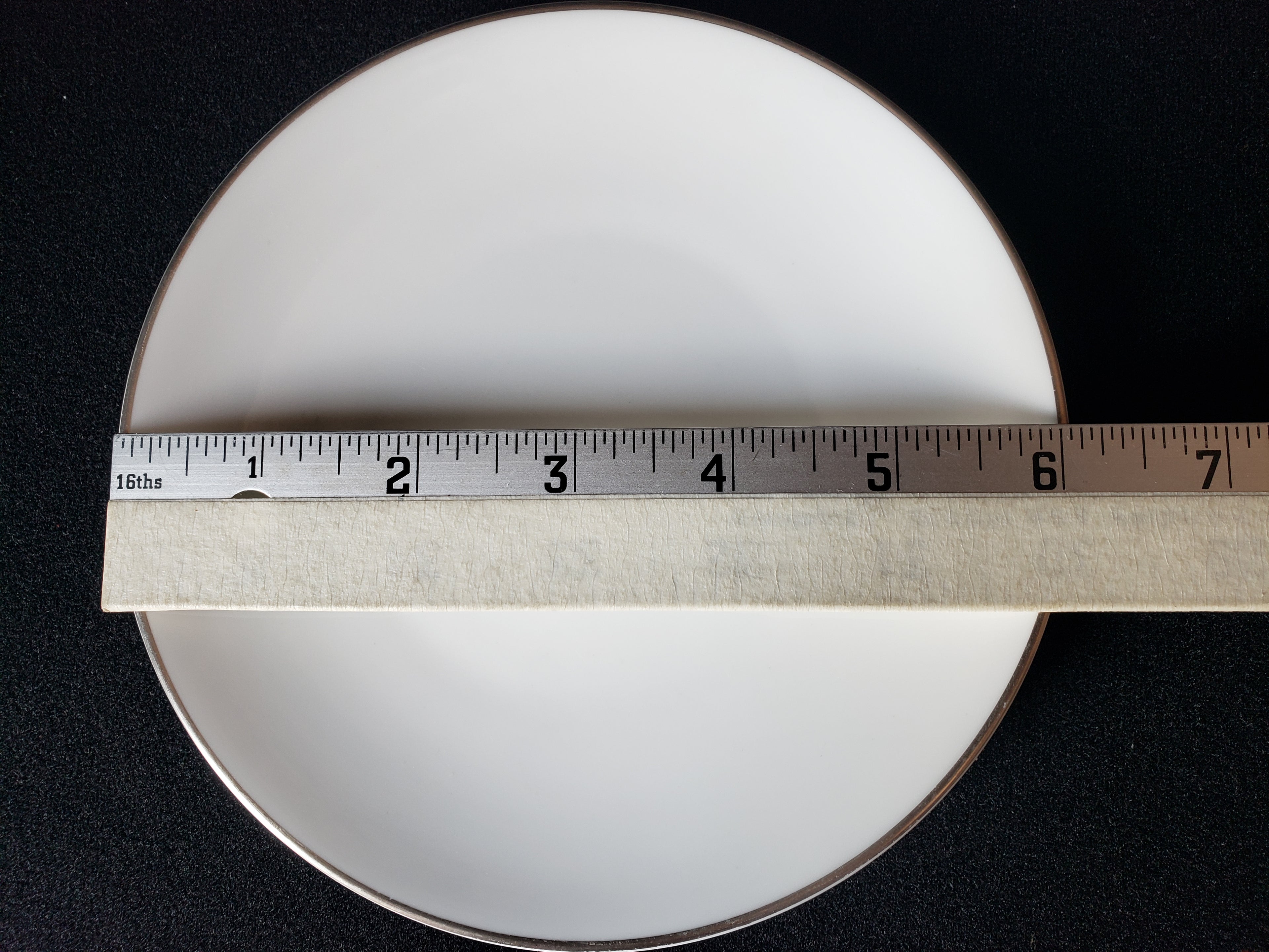 Vintage Royal Worcester White Silver Trim Bread or Dessert Plate 6" (lot 2111)