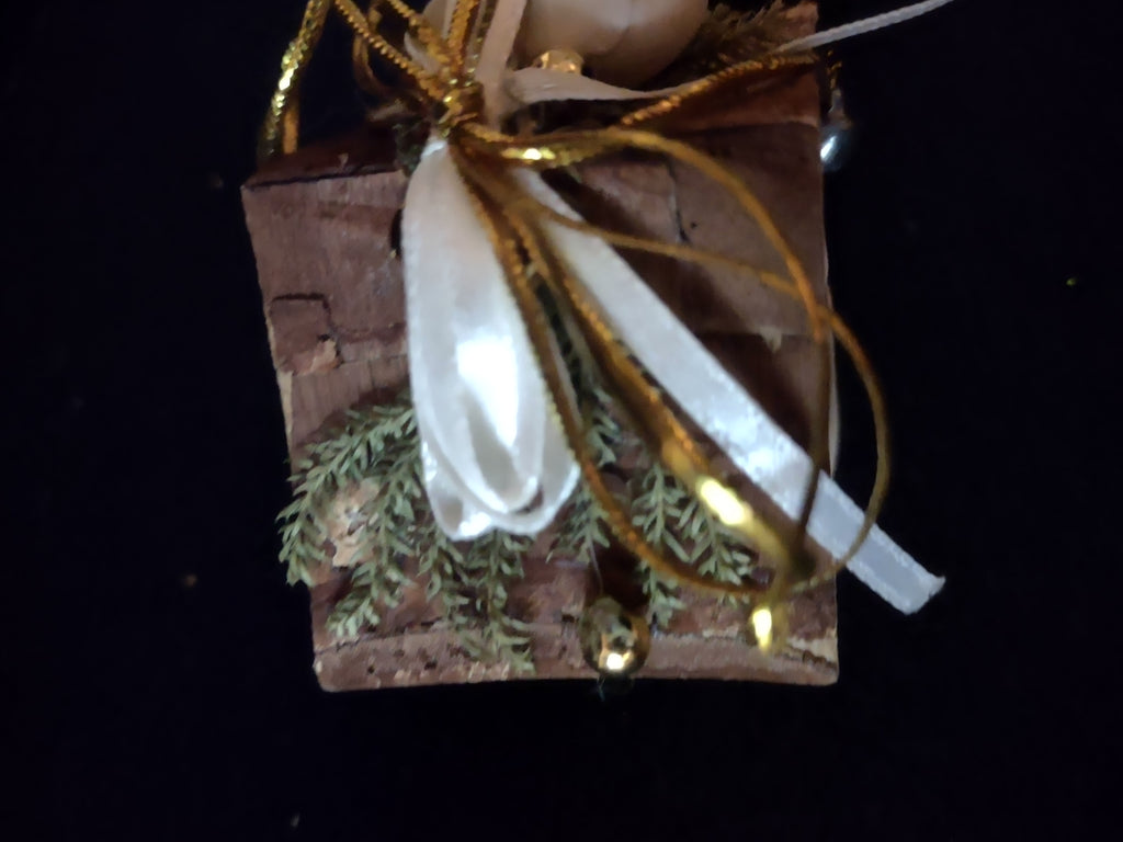 Christmas Winter Bird House Ornament Wood Bark Ribbon Birds Set Of 3 (Lot 4597)