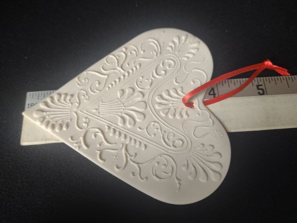 Vintage Unglazed Porcelain Ornament Heart (lot 1678)