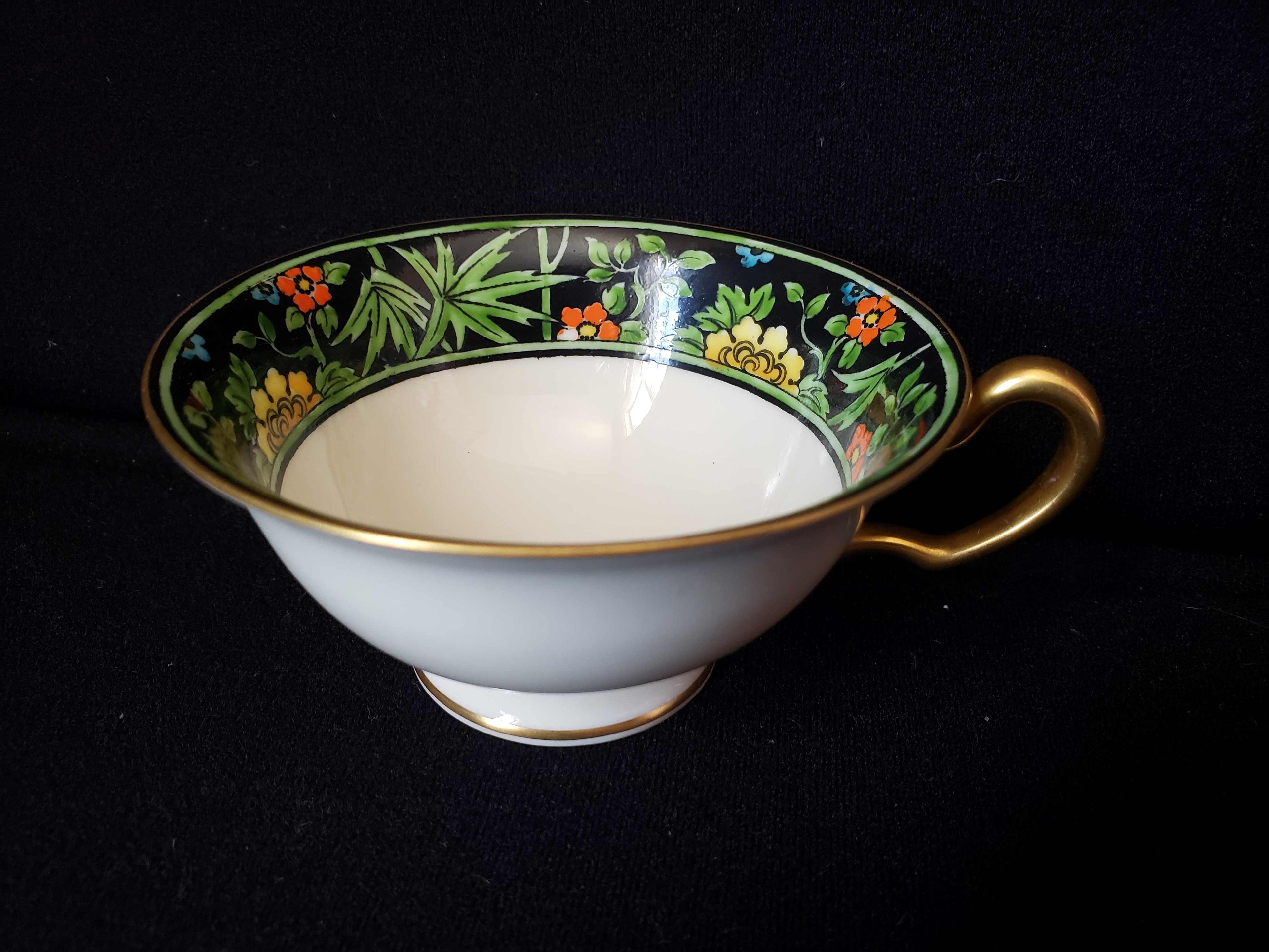 Vintage Lenox Black Rim Tea Cup ONLY (lot 1954)