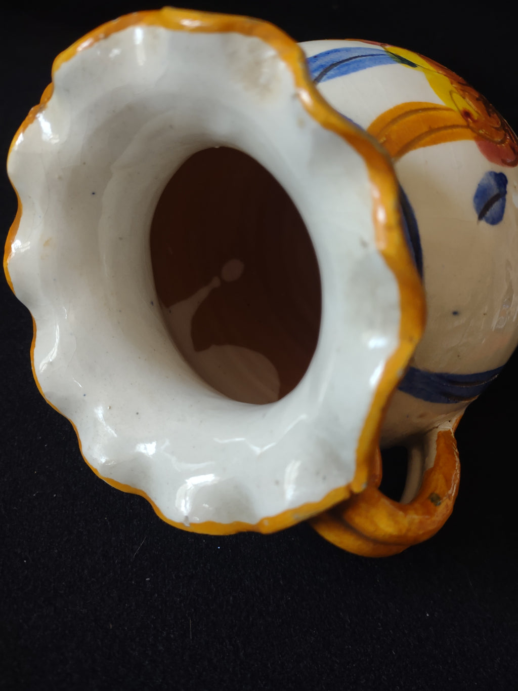 Vintage Ceramic Italy Small 8" Vase Floral Village House (lot 5289)