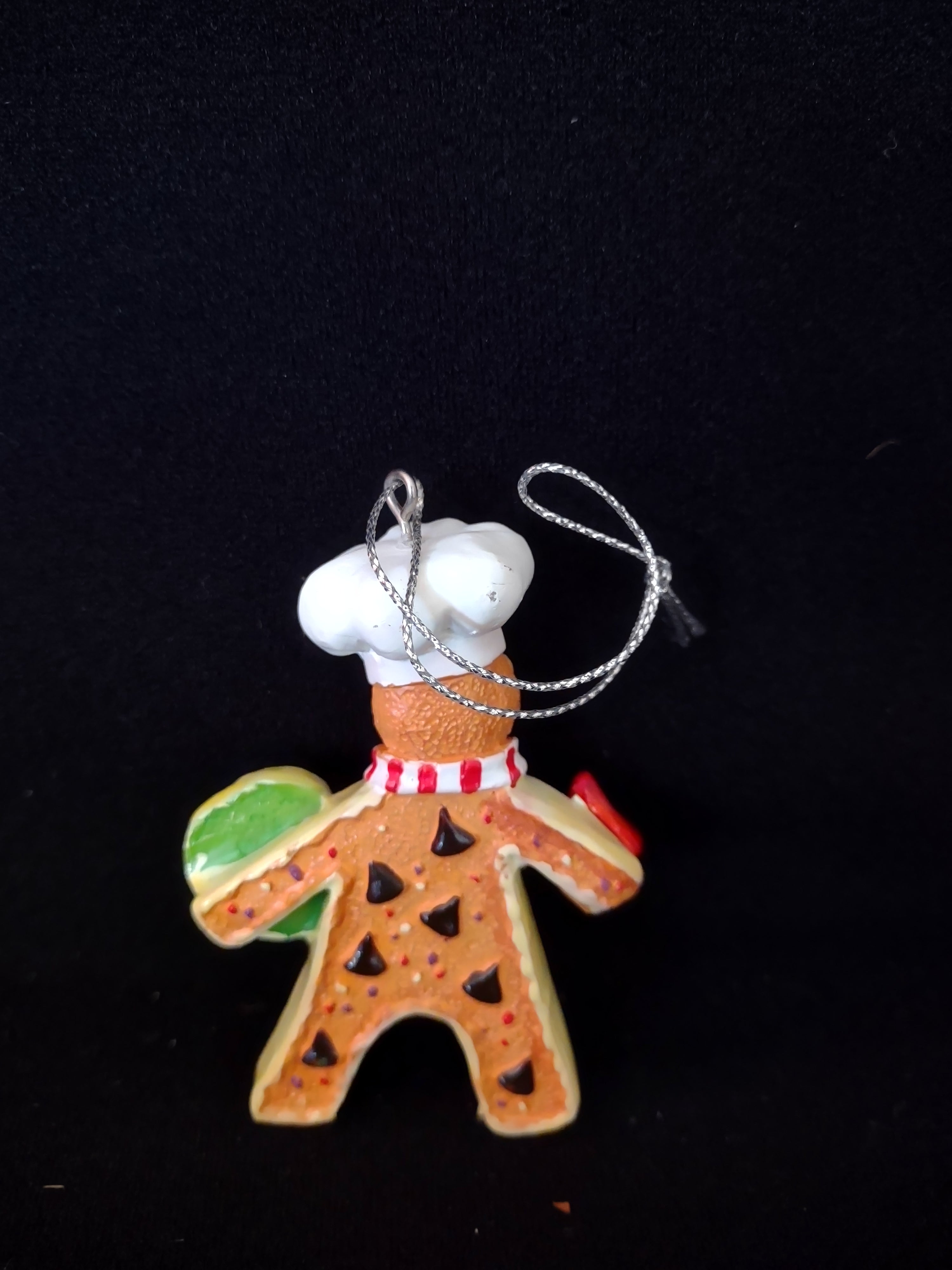 Vintage Hersheys Christmas Cookie Ornament Wreath Chocolate Kiss (Lot 4801)