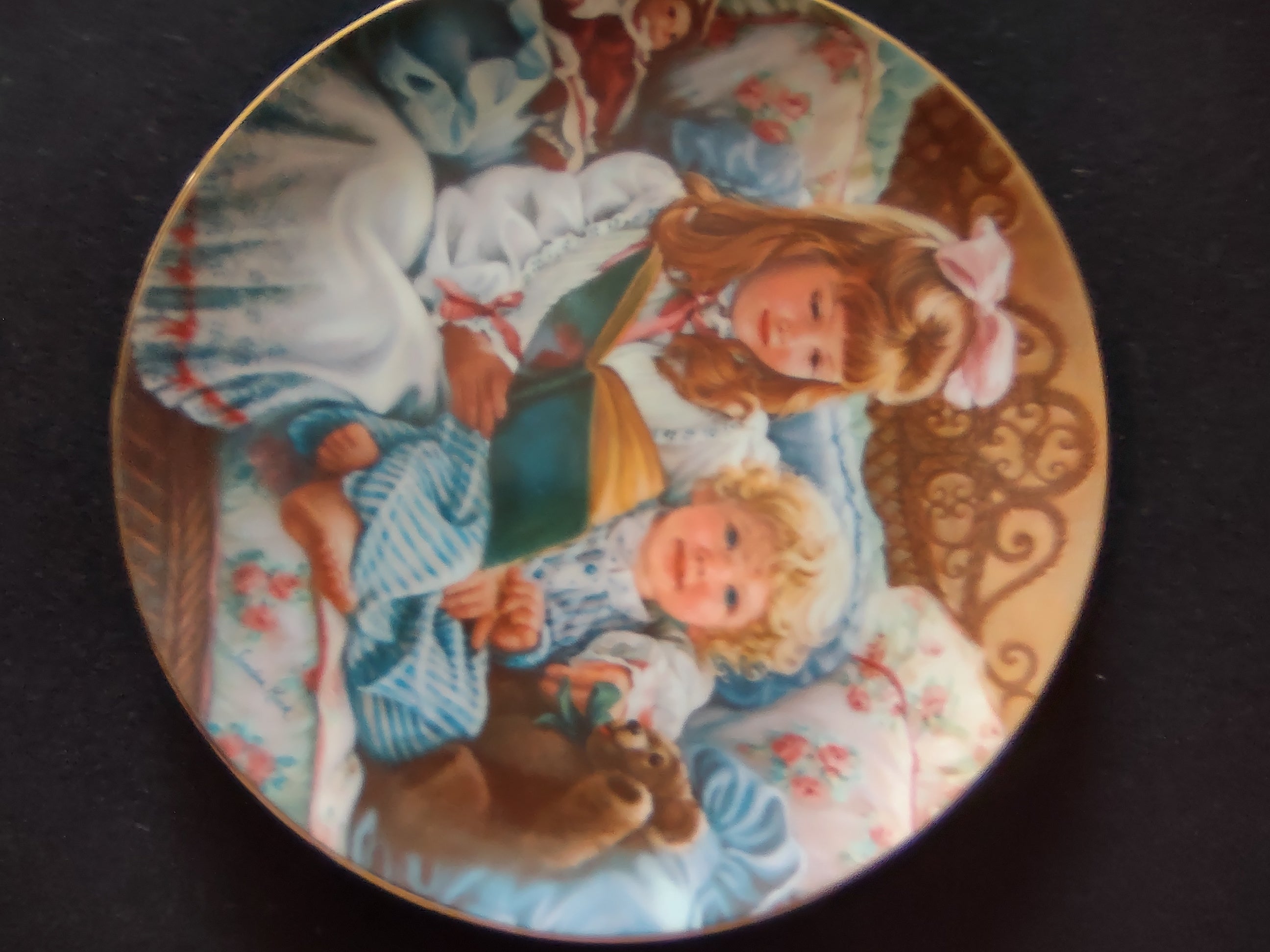 Vintage Barefoot Children Collector Plate 1st Issue Night-Time Story (Lot 5185)