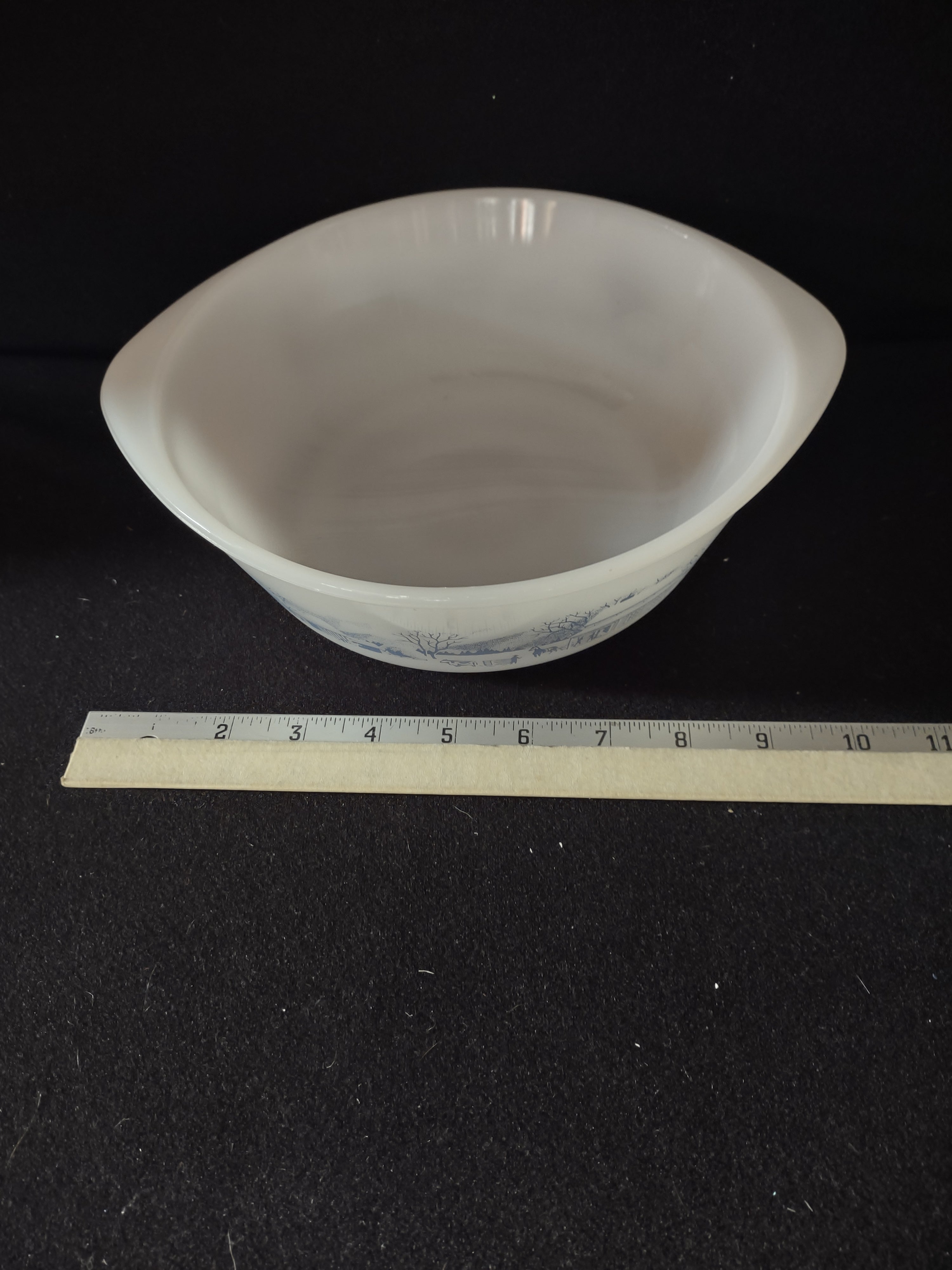 Vintage Glasbake Milk Glass 2QT Casserole Currier & Ives Blue Farm (Lot5131)