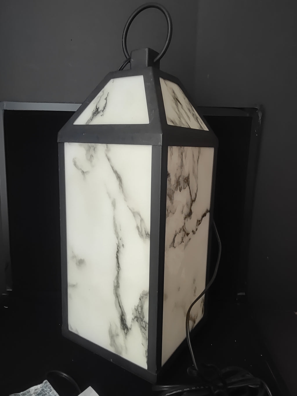 LED Lantern with Marble Finish Metal and Acrylic Indoor Outdoor 19 ft Cord (lot 2368)