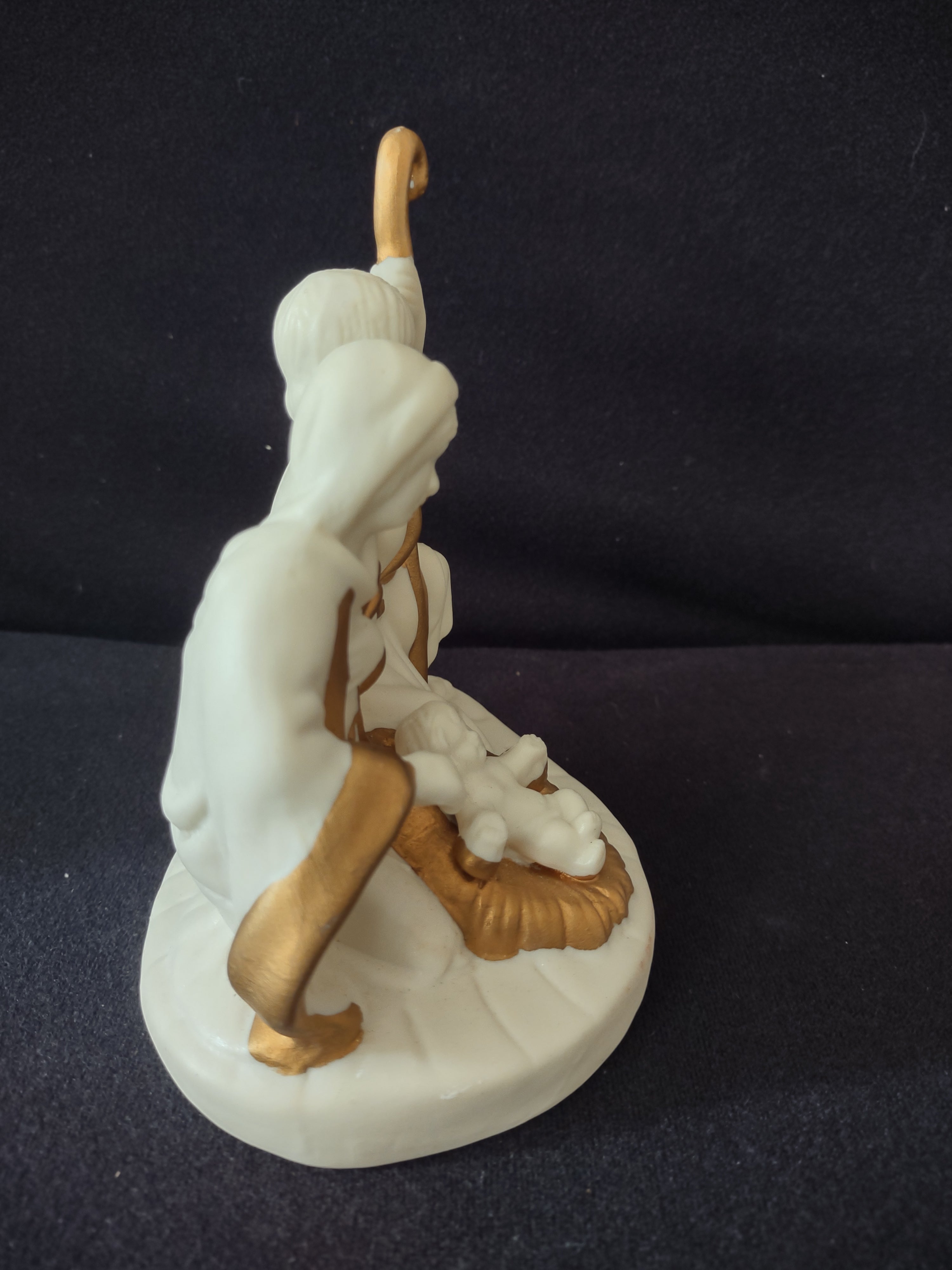Christmas Holy Family Nativity Mary Joseph Baby Jesus Figurine (Lot 4039)