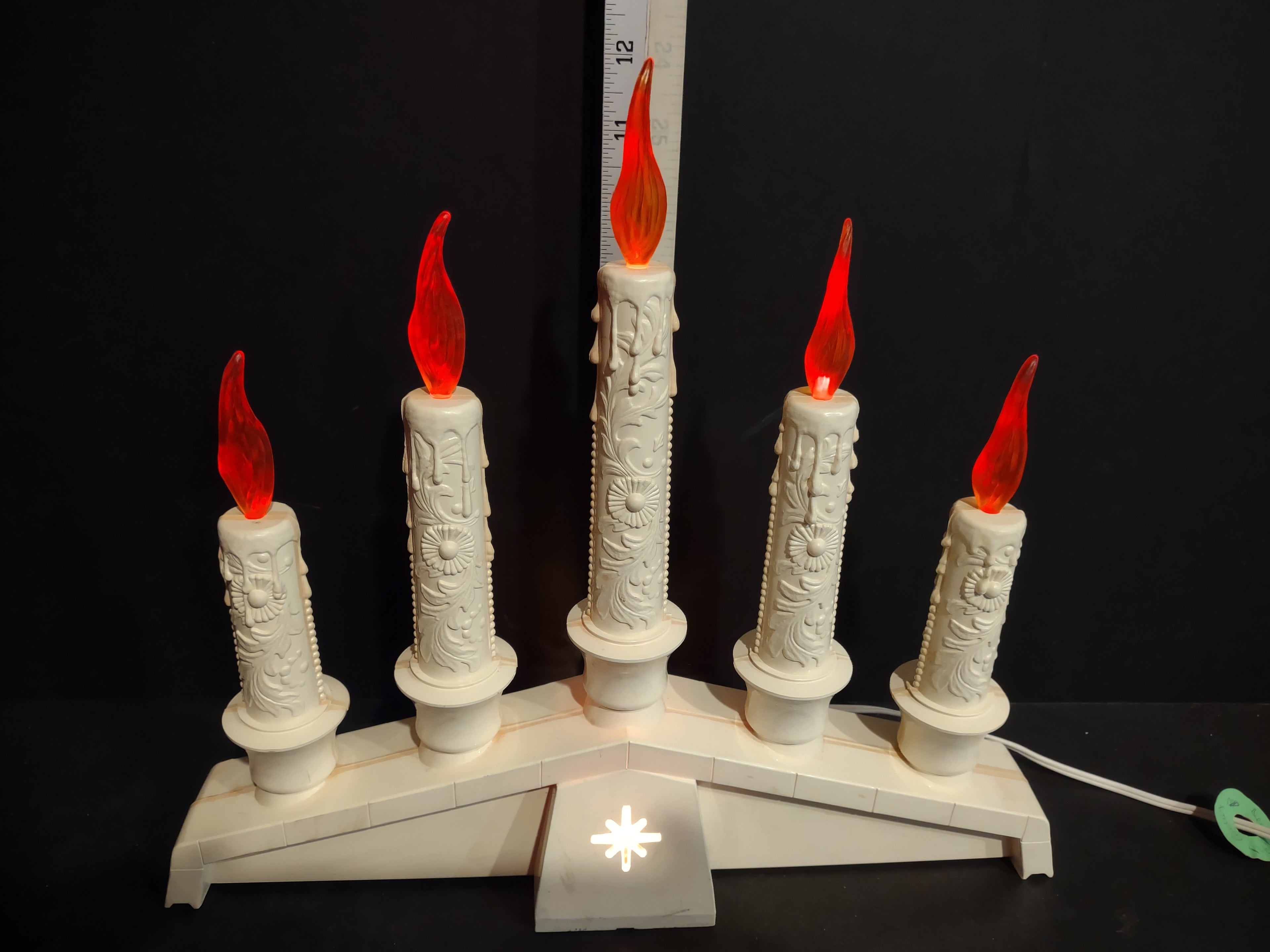 Vintage 1971Christmas Candelabra Electric Drip Candle Flat Flame (lot 4639)