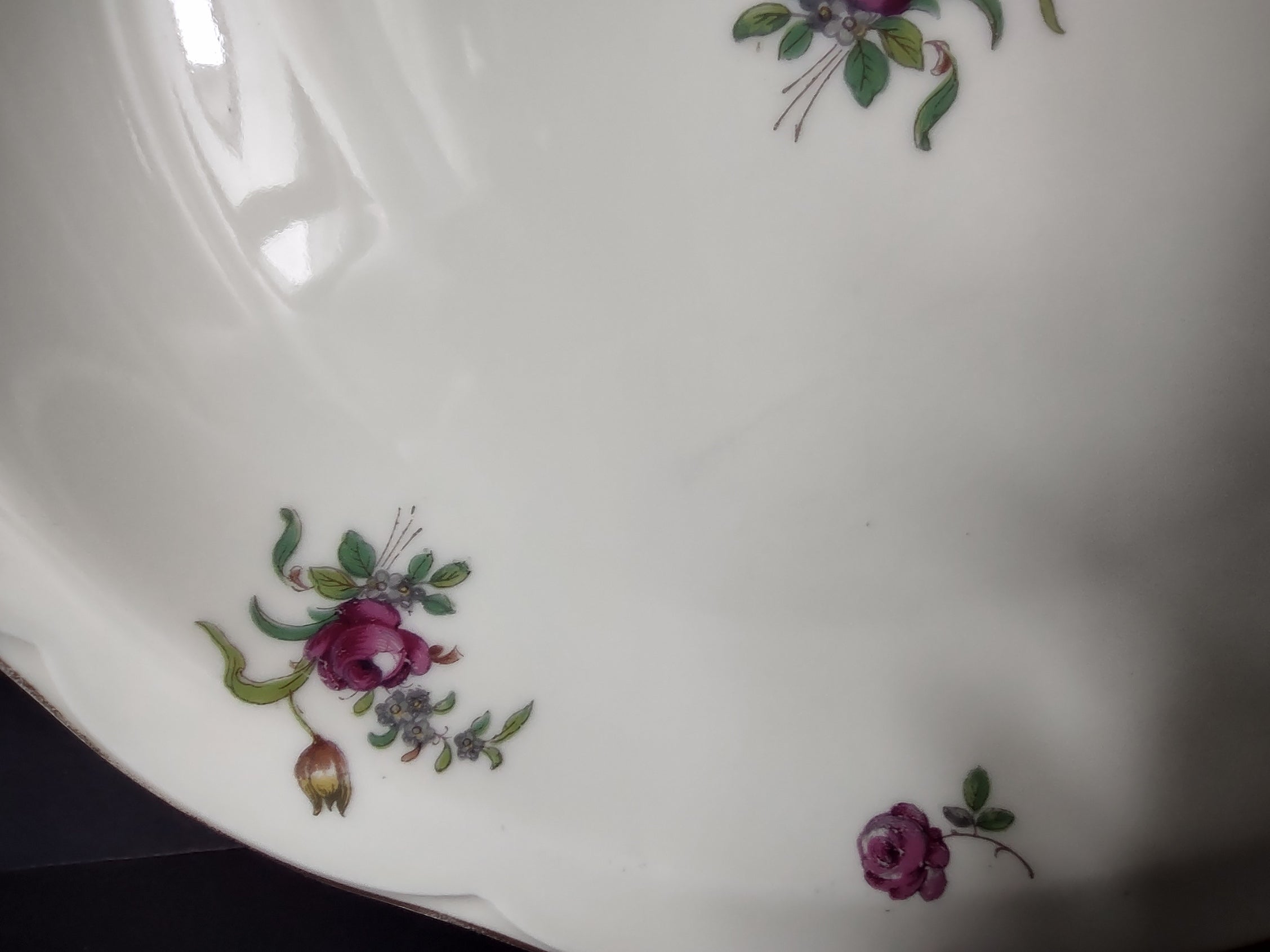 Haviland Limoges Dinner Plate Peony Flower Cream Color (lot 926)