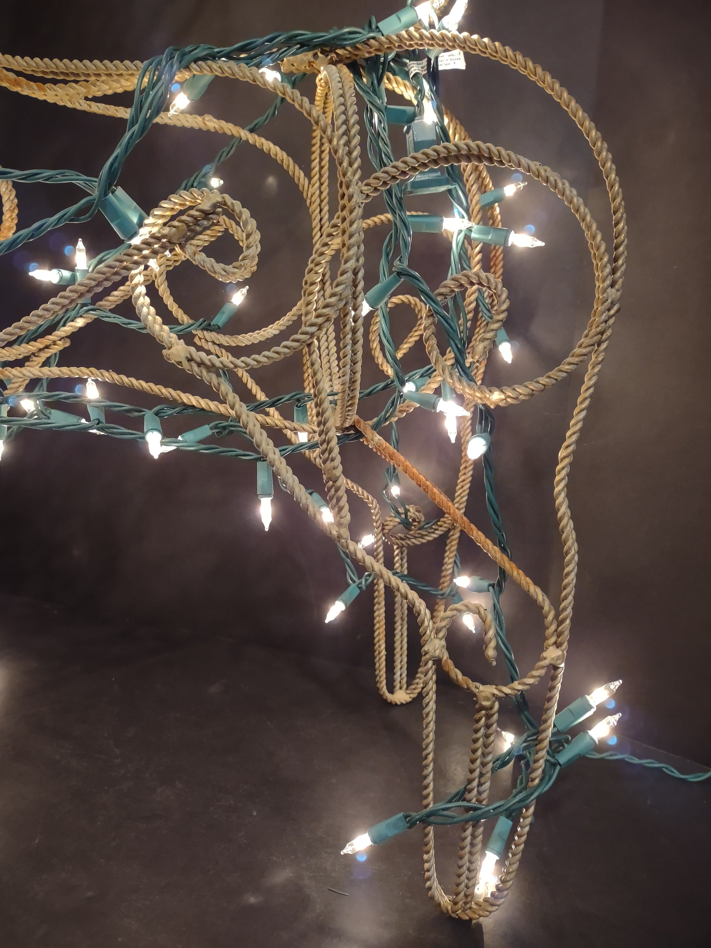 Vintage Metal Christmas Reindeer Light Up 30" (lot 1403)