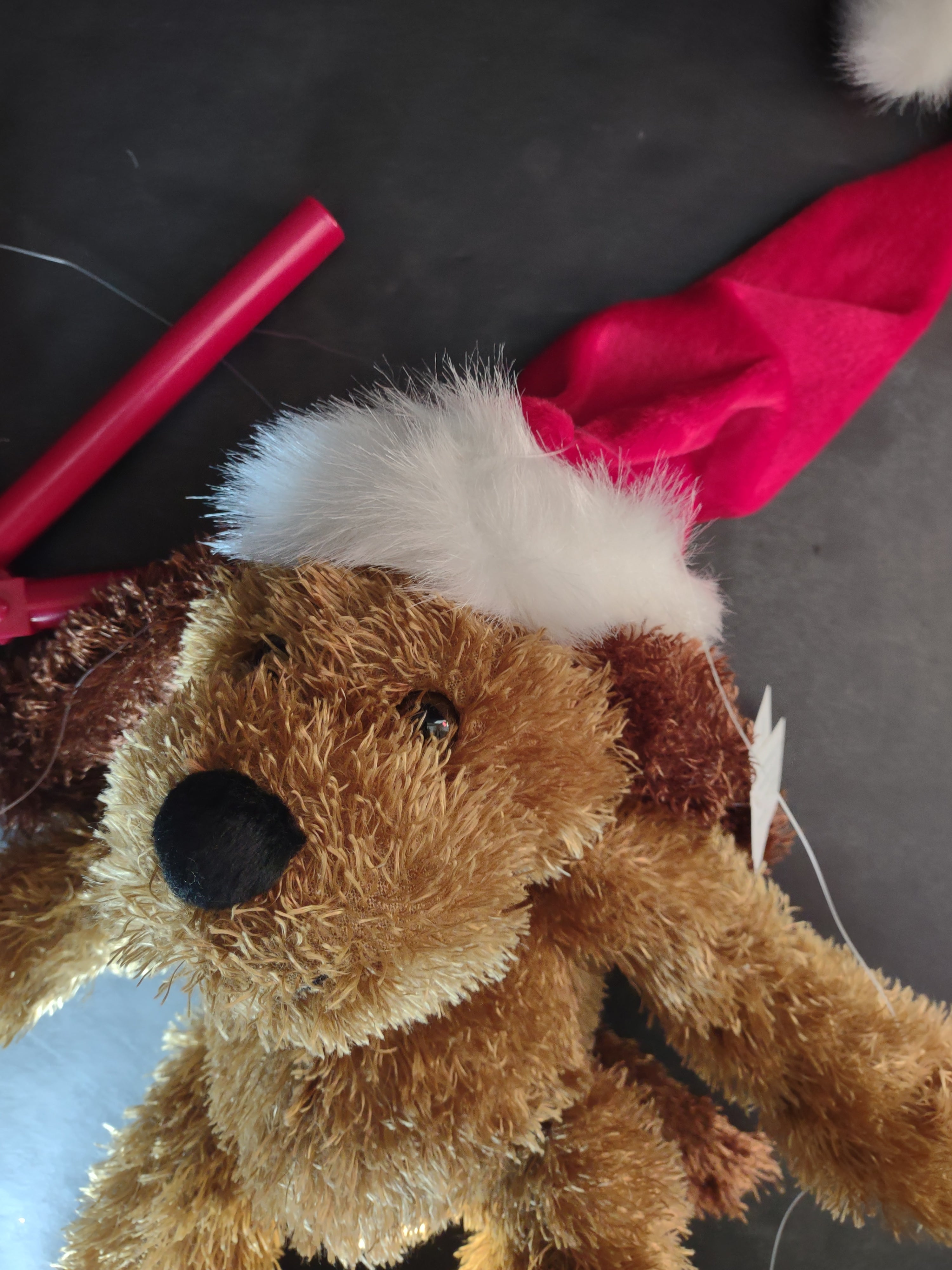 Christmas Musical Puppet Santa Dog (lot 1413)