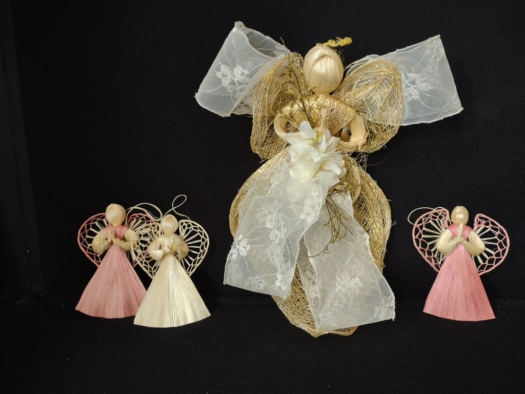 Set of 4 Straw Angels Christmas Ornament (lot 1759)