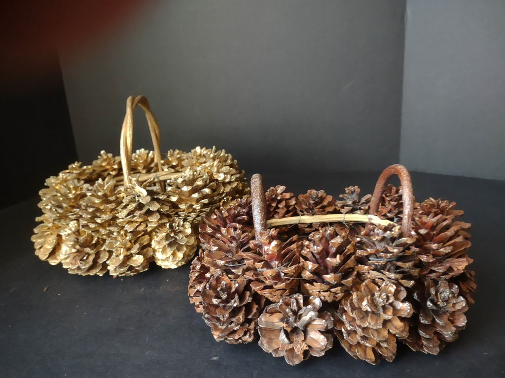 Vintage Christmas Golden Primitive Rustic Pinecone Basket x 2 (lot 1183)