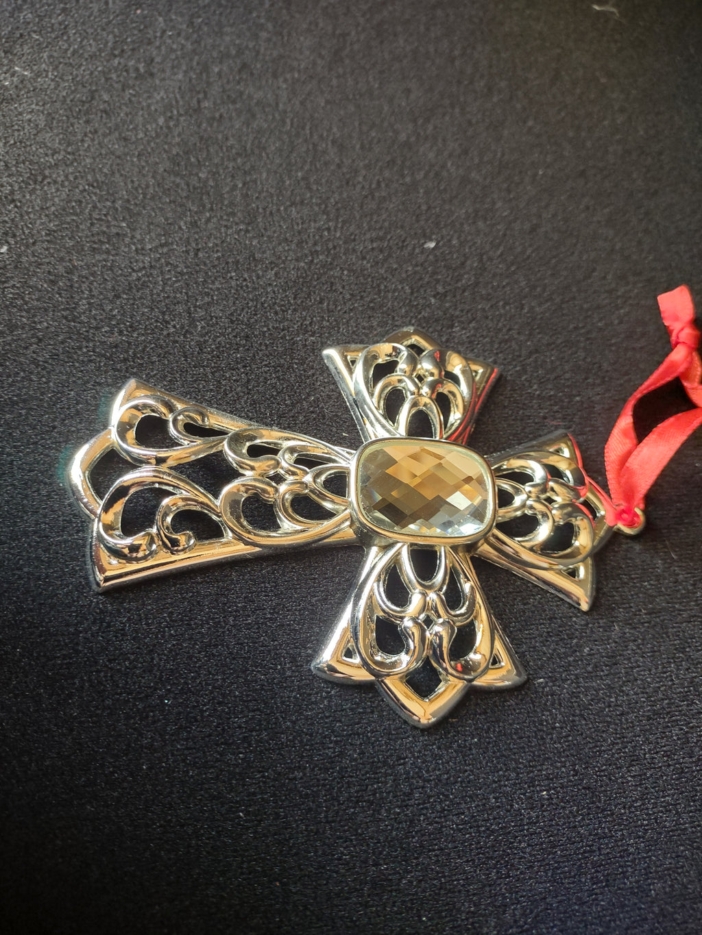 Lenox White Gem Cross Silverplated Christmas Tree Ornament(lot 1663)