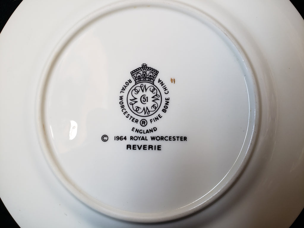 Vintage Royal Worcester Reverie Salad or Dessert Plate 8" (lot 2136)