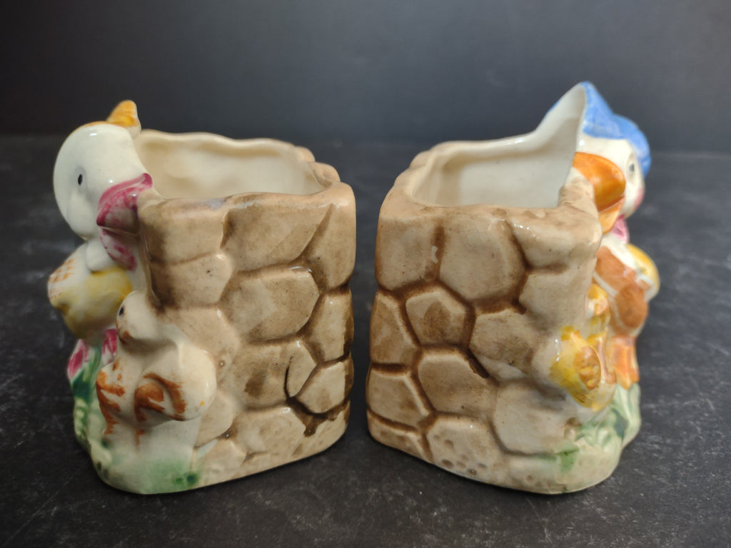 Vintage Spring Easter Small Planter x 2 Ducks Squirrels Made in Japan (lot 3472)