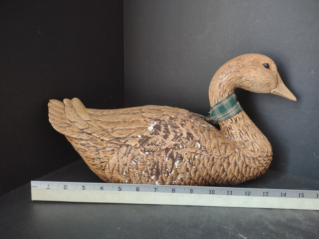Ceramic Duck Brown Figurine (lot 2938c)